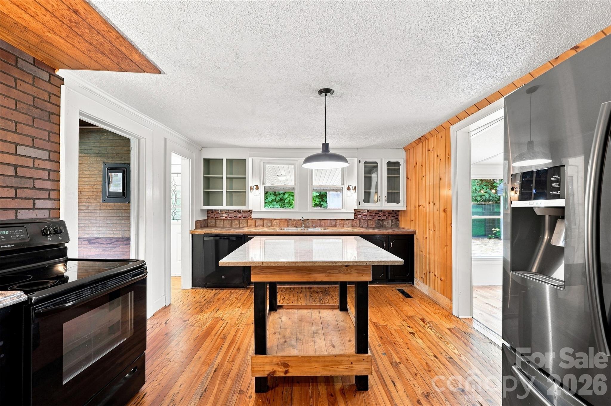 Single Family Residence at 3466 Roberta Road, Concord, photo 16 of 35