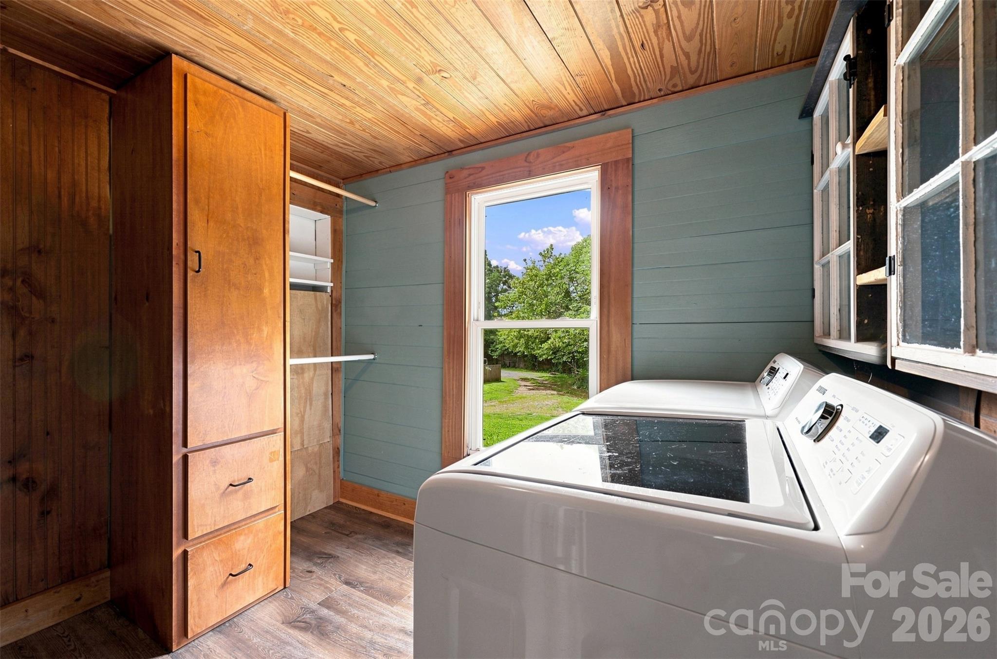 Single Family Residence at 3466 Roberta Road, Concord, photo 26 of 35