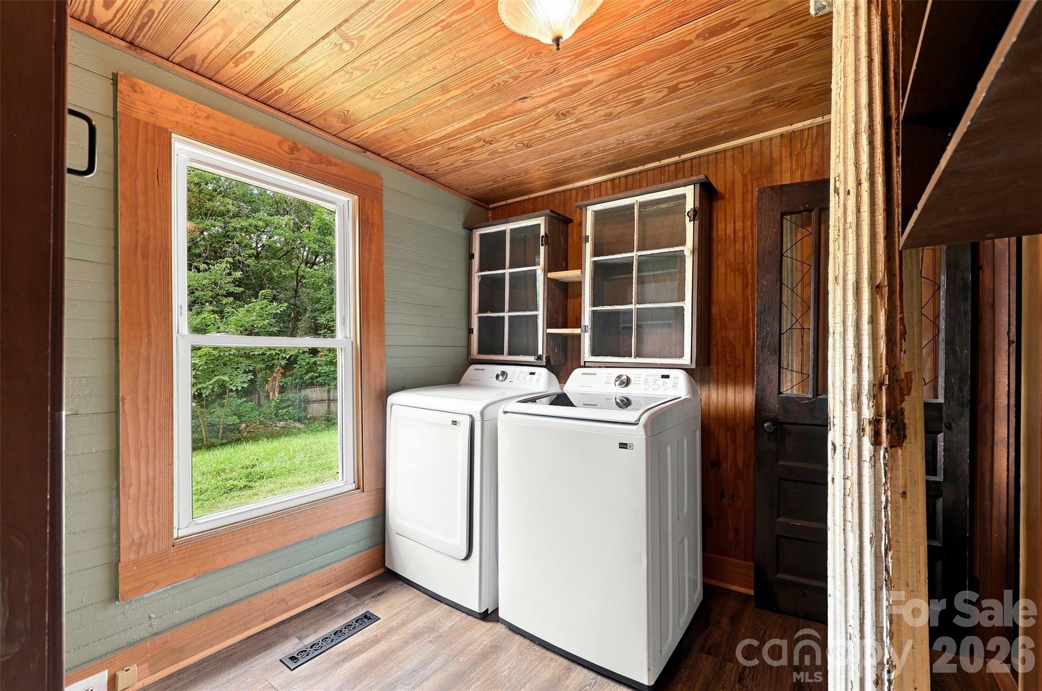Single Family Residence at 3466 Roberta Road, Concord, photo 27 of 35