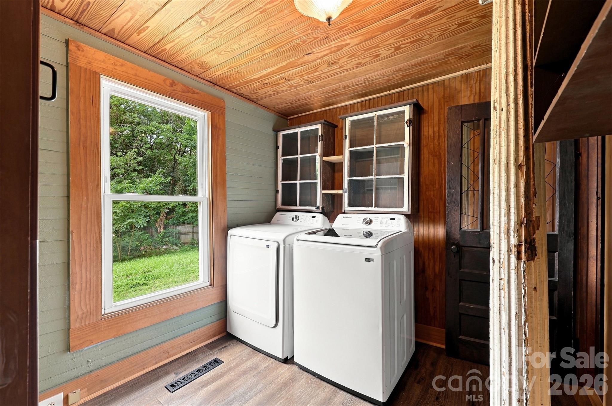 Single Family Residence at 3466 Roberta Road, Concord, photo 28 of 35