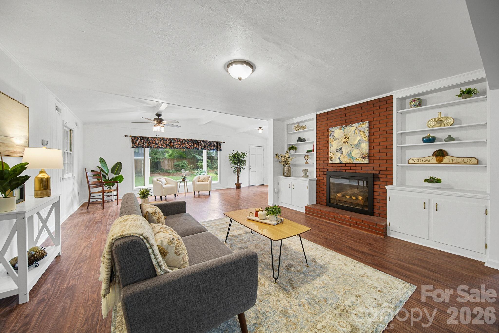 Family Room - 1210 Crescent Avenue, Gastonia