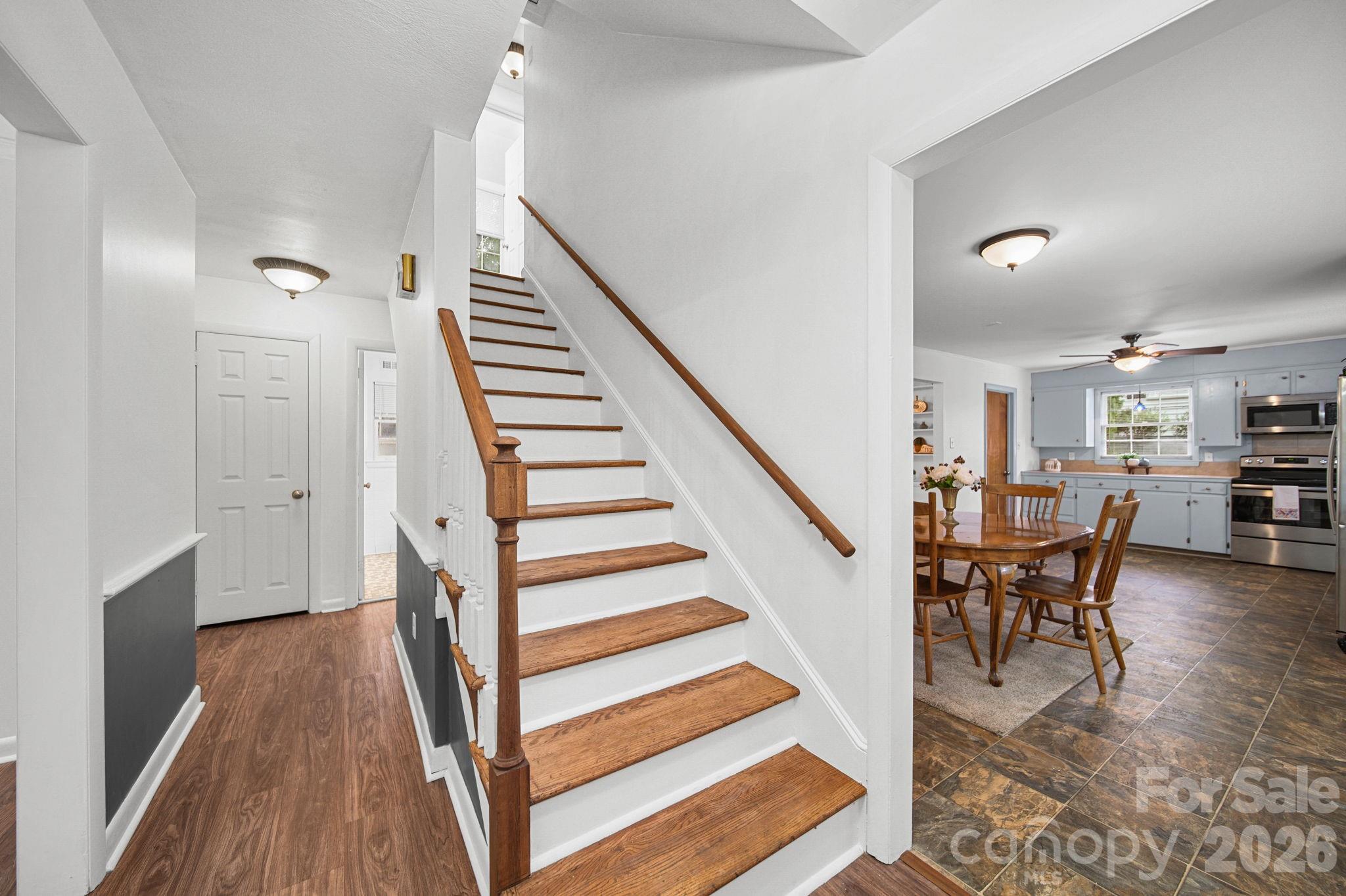 Single Family Residence at 1210 Crescent Avenue, Gastonia, photo 21 of 34
