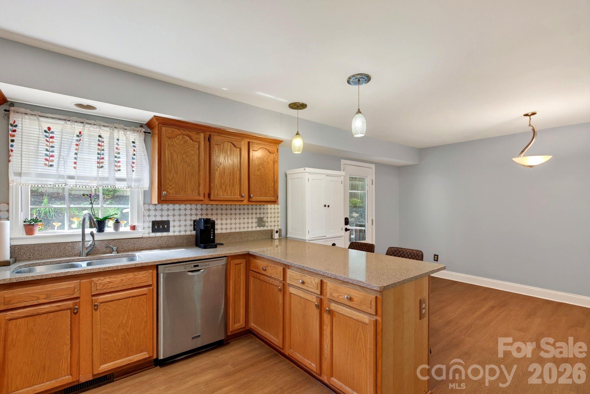 Single Family Residence at 47 Royal Oaks Road, Arden, photo 10 of 36