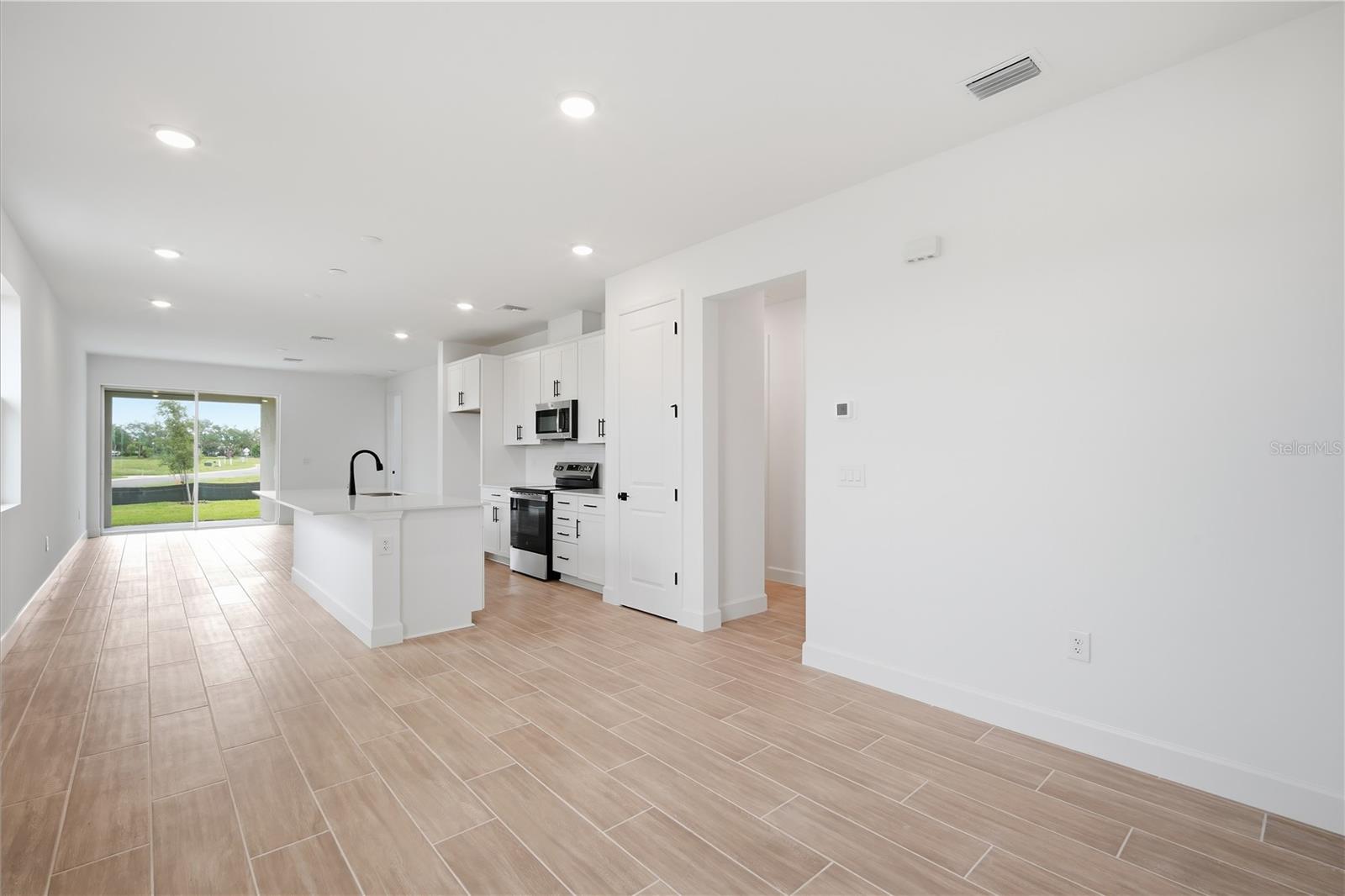 Single Family Residence at 2326 ANDERS DR, PARRISH, photo 9 of 38
