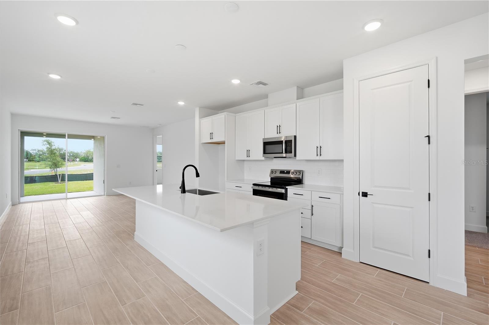 Single Family Residence at 2326 ANDERS DR, PARRISH, photo 11 of 38