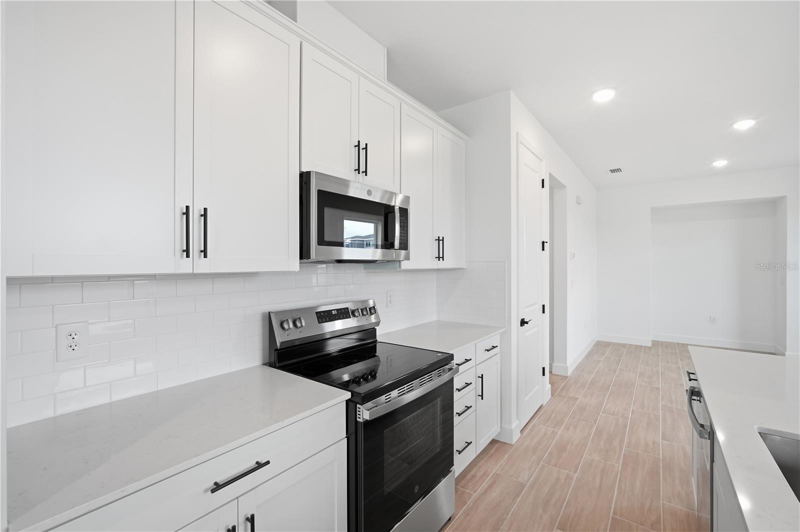 Single Family Residence at 2326 ANDERS DR, PARRISH, photo 15 of 38