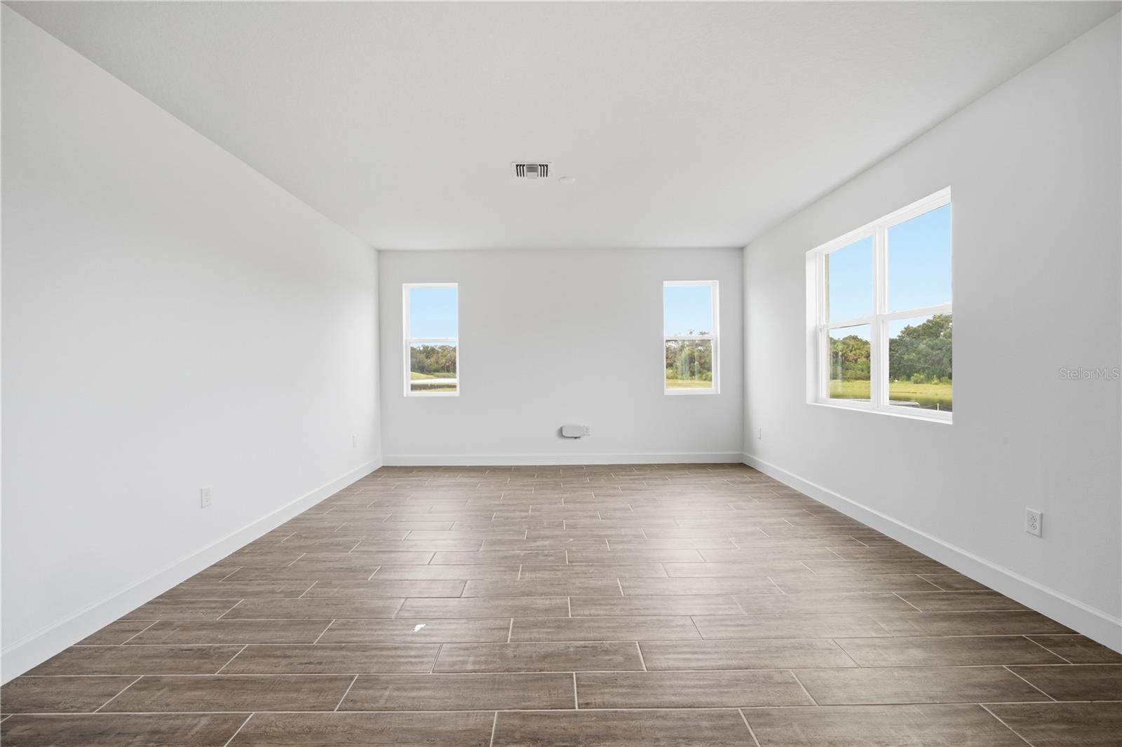 Single Family Residence at 14510 BANKS CT, PARRISH, photo 11 of 38