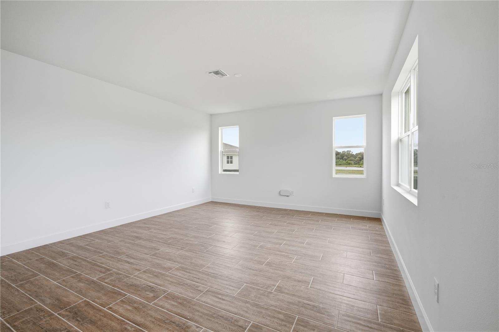 Single Family Residence at 14510 BANKS CT, PARRISH, photo 12 of 38