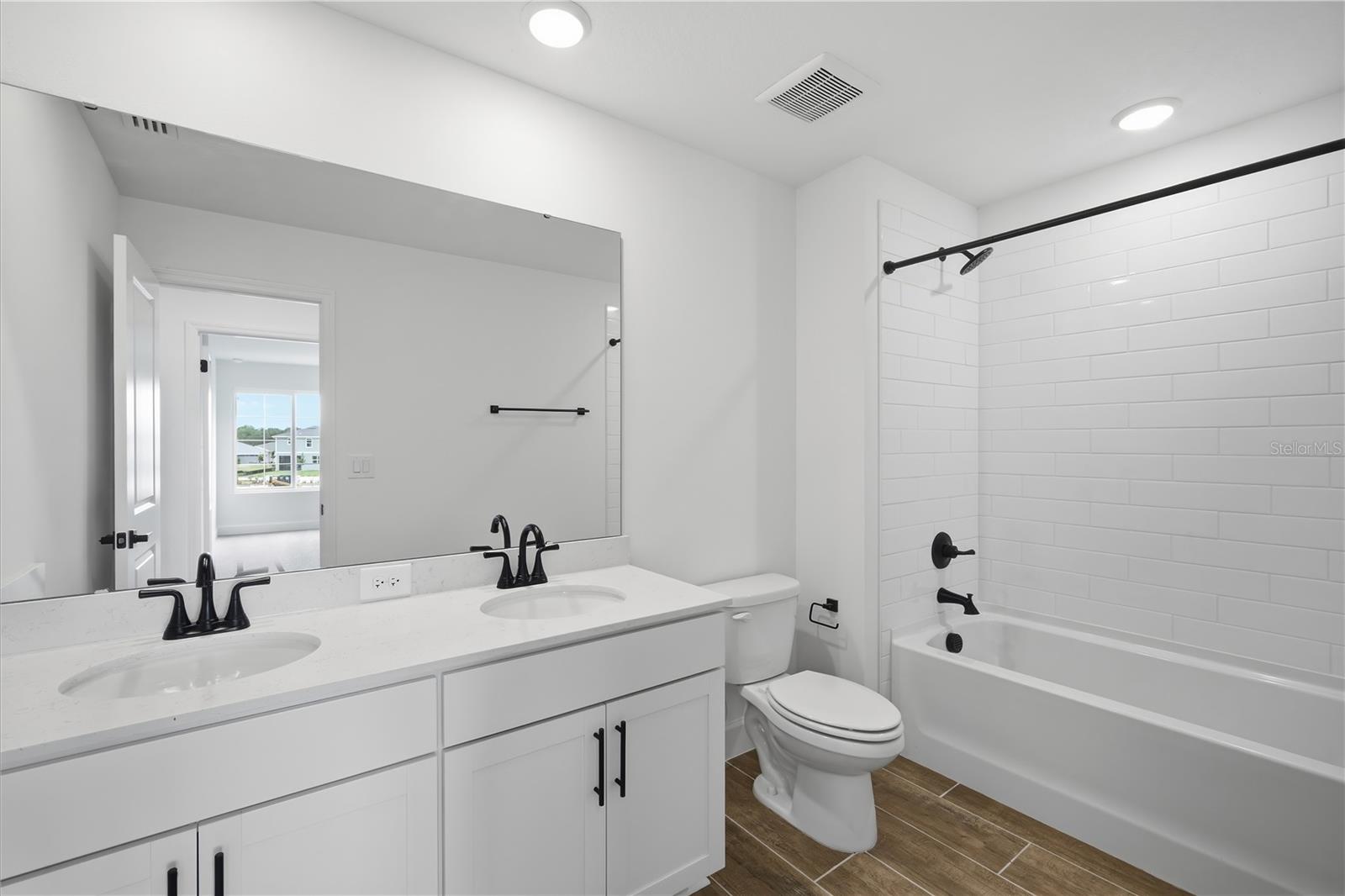 Single Family Residence at 14510 BANKS CT, PARRISH, photo 27 of 38