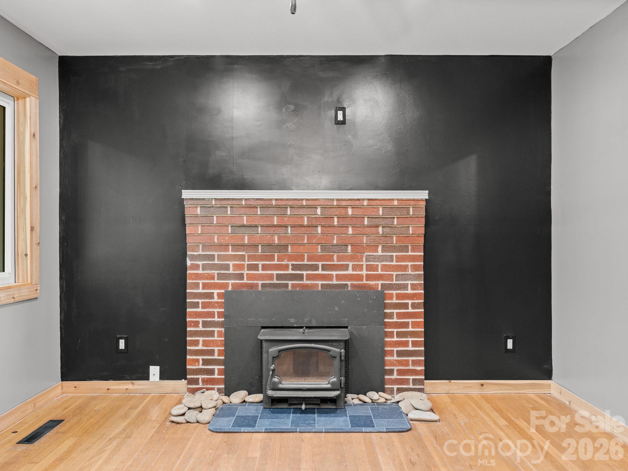 Single Family Residence at 10 Monte Vista Circle, Candler, photo 3 of 26