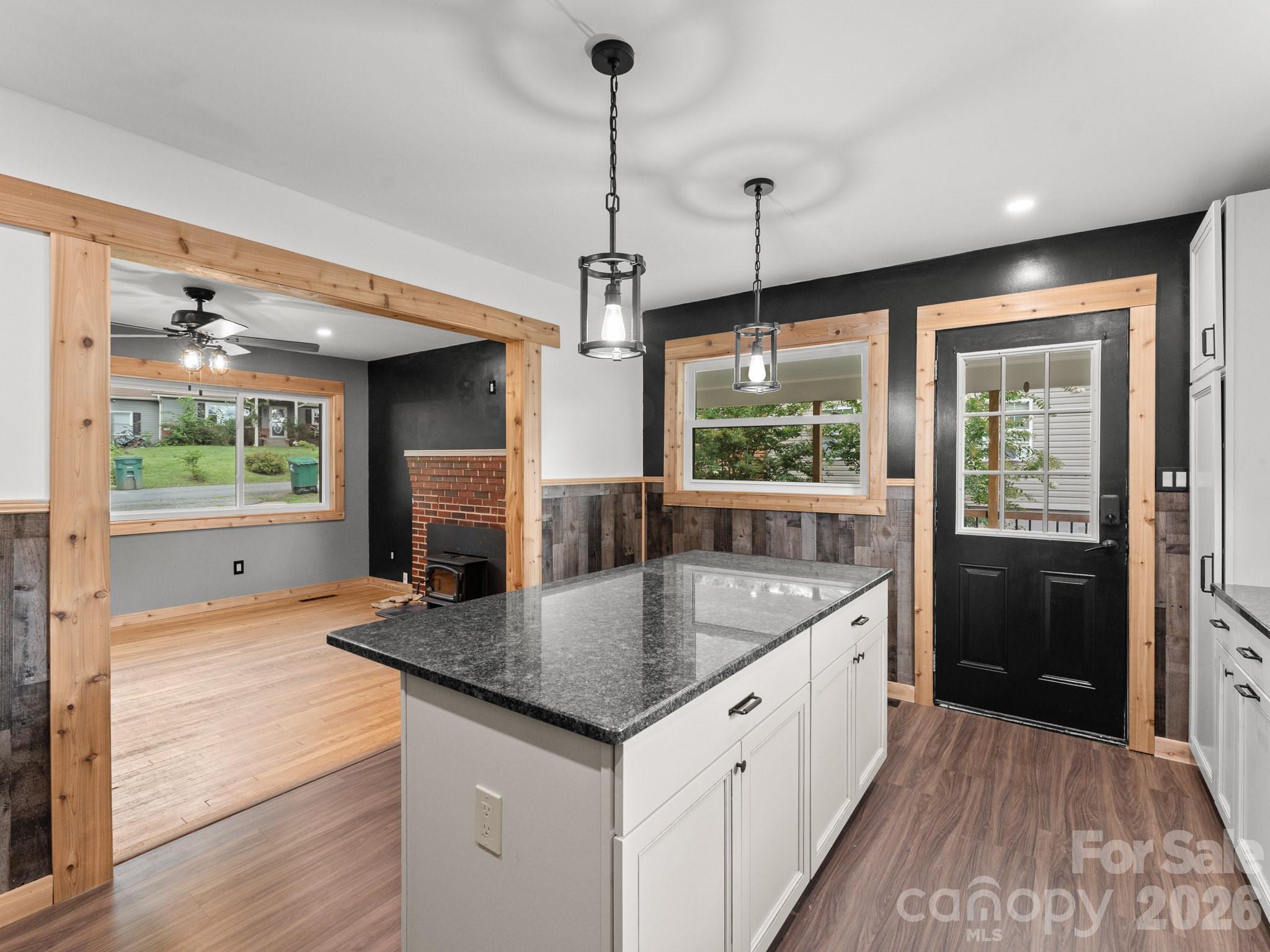 Single Family Residence at 10 Monte Vista Circle, Candler, photo 5 of 26