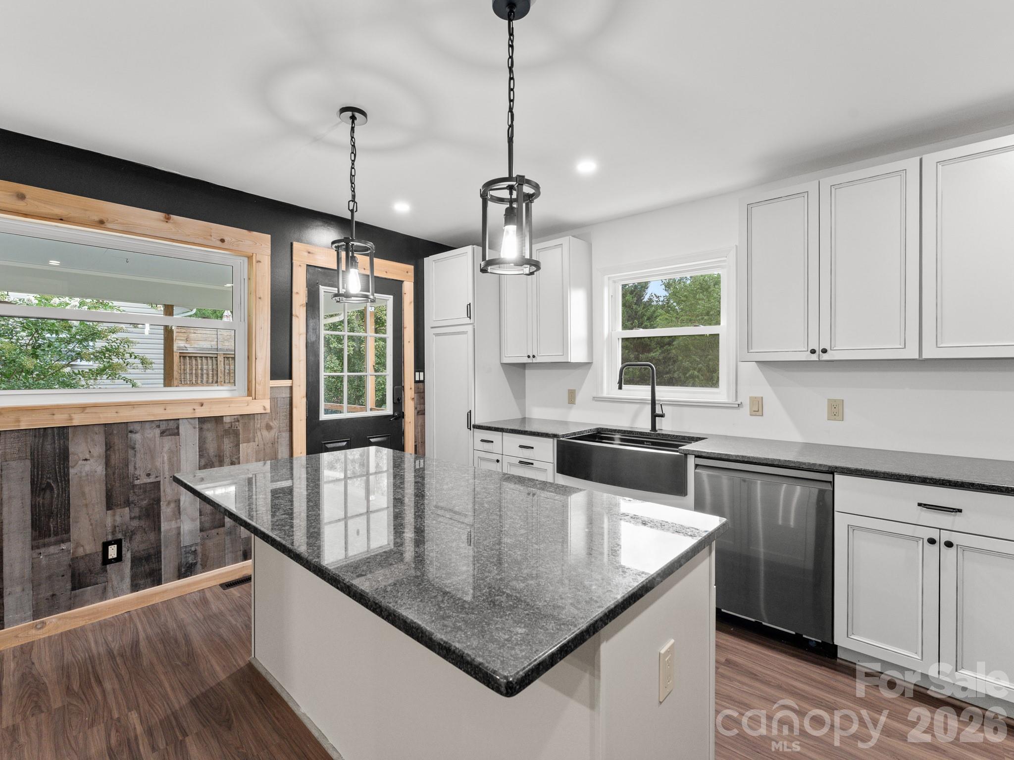 Single Family Residence at 10 Monte Vista Circle, Candler, photo 9 of 26