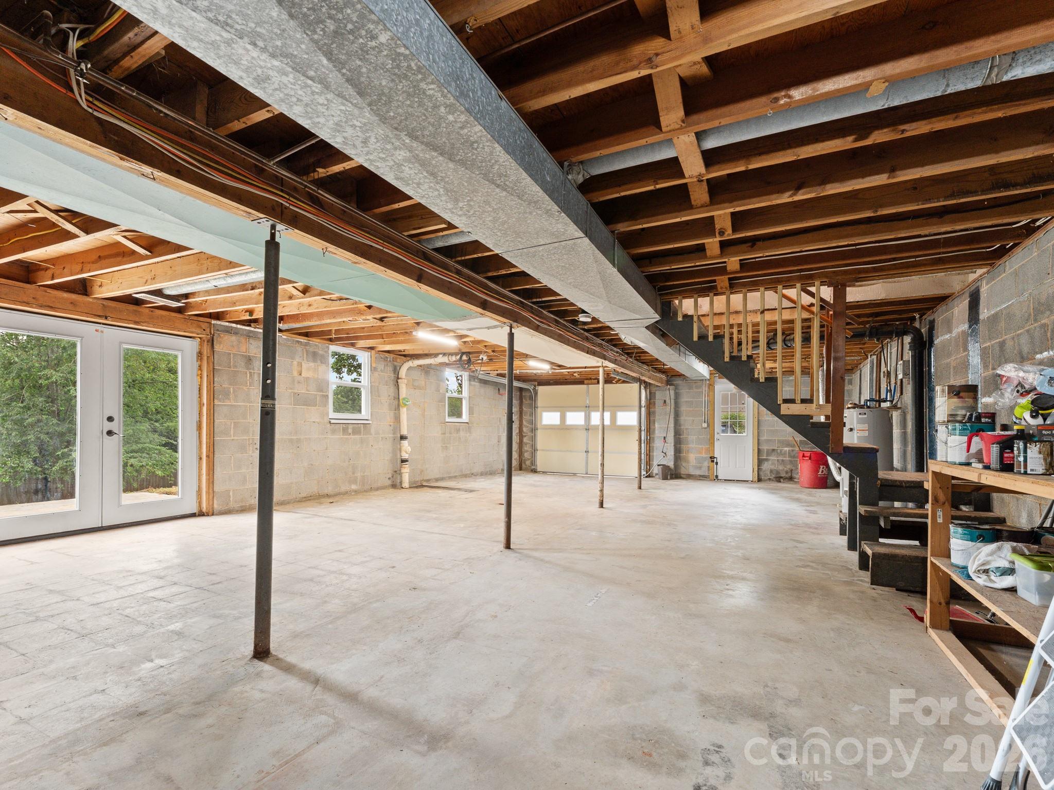 Single Family Residence at 10 Monte Vista Circle, Candler, photo 19 of 26