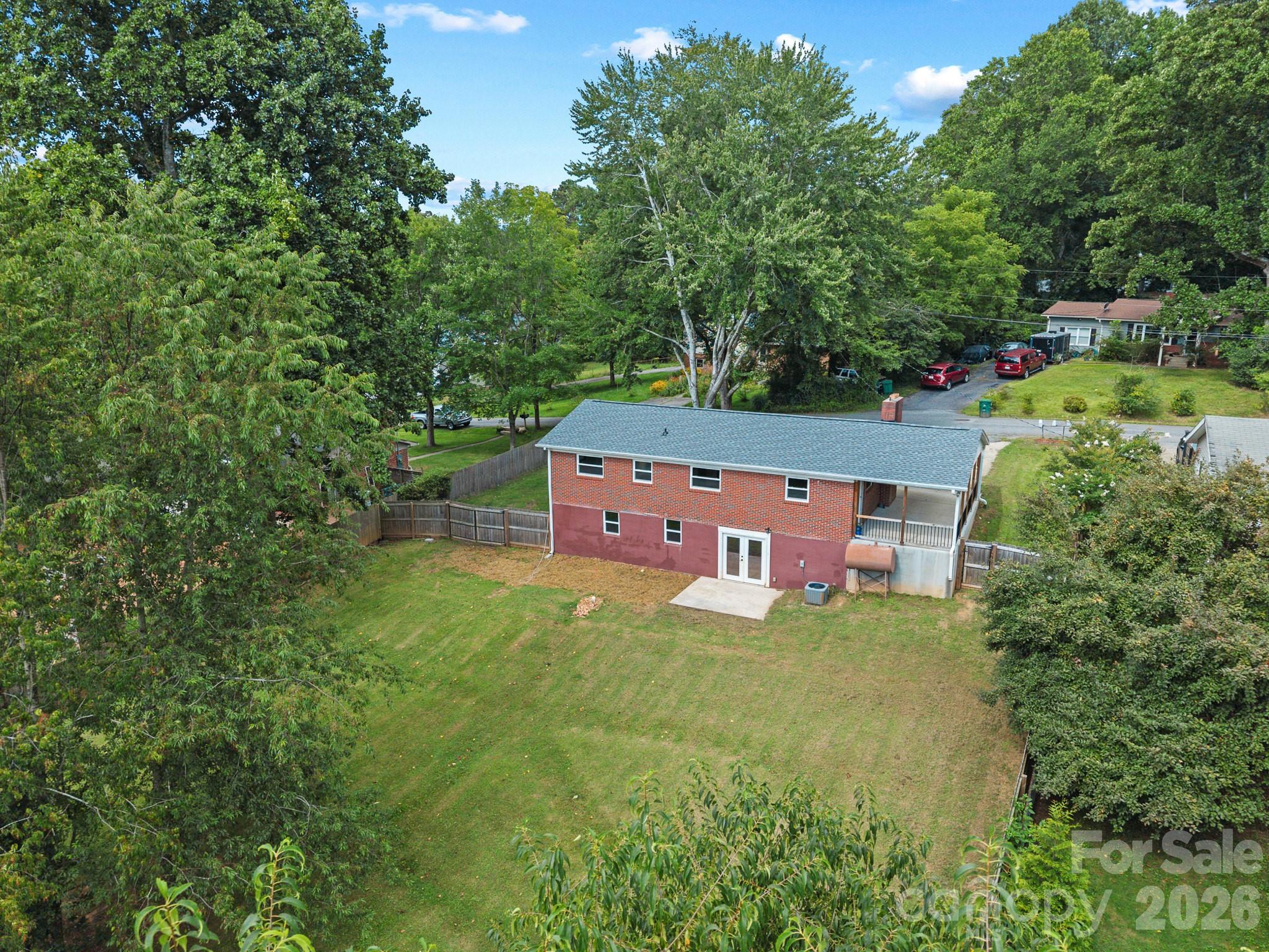 Single Family Residence at 10 Monte Vista Circle, Candler, photo 20 of 26