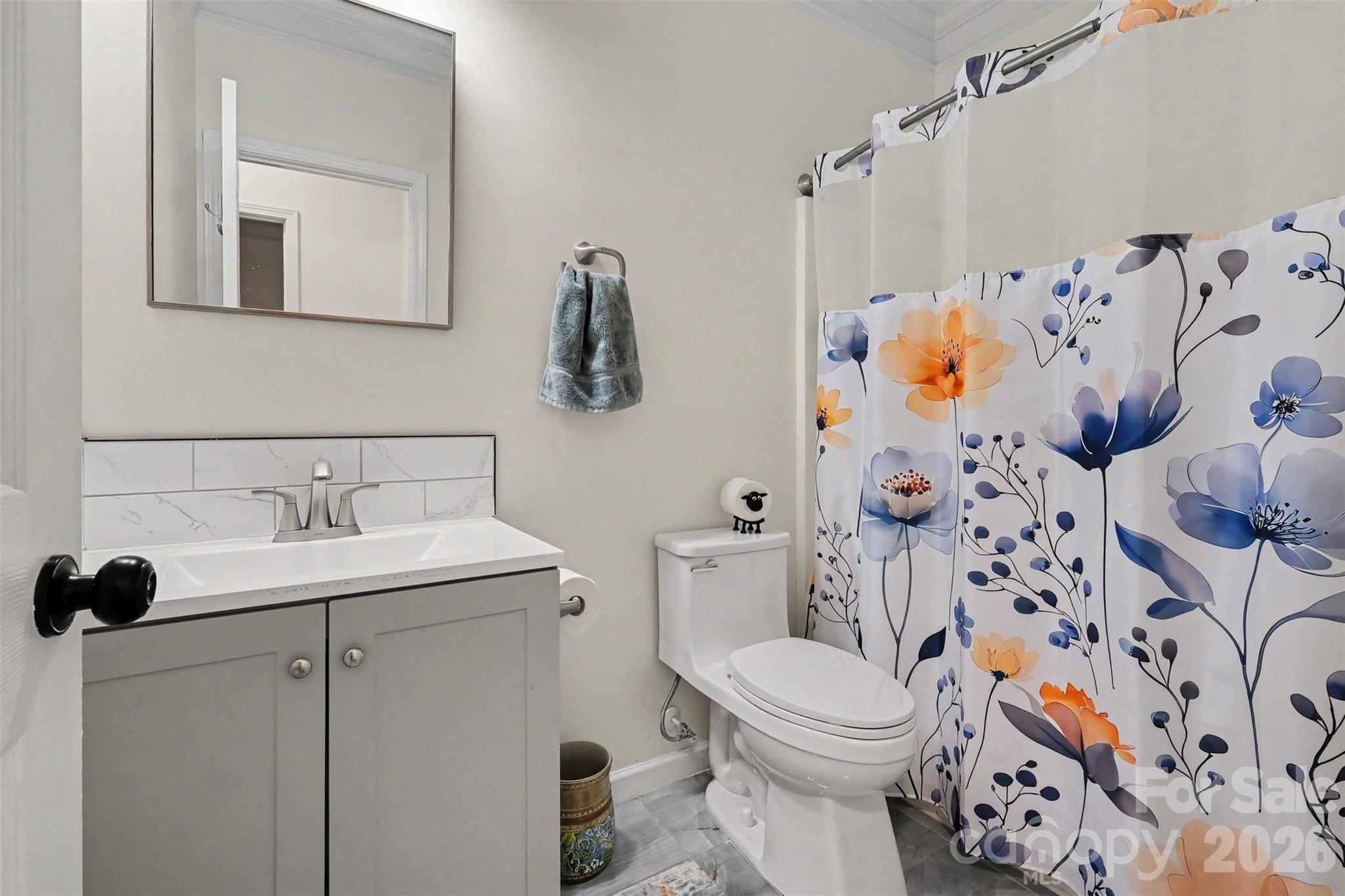 Main Level Full Bath - 10120 Shanaclear Avenue, Concord