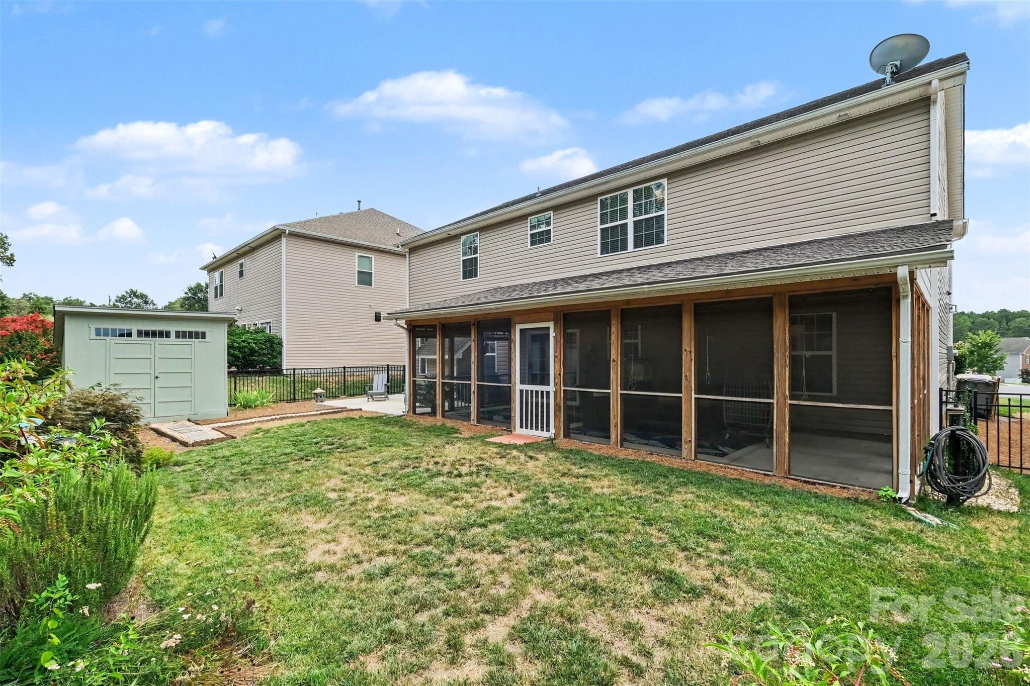 Single Family Residence at 10120 Shanaclear Avenue, Concord, photo 28 of 31