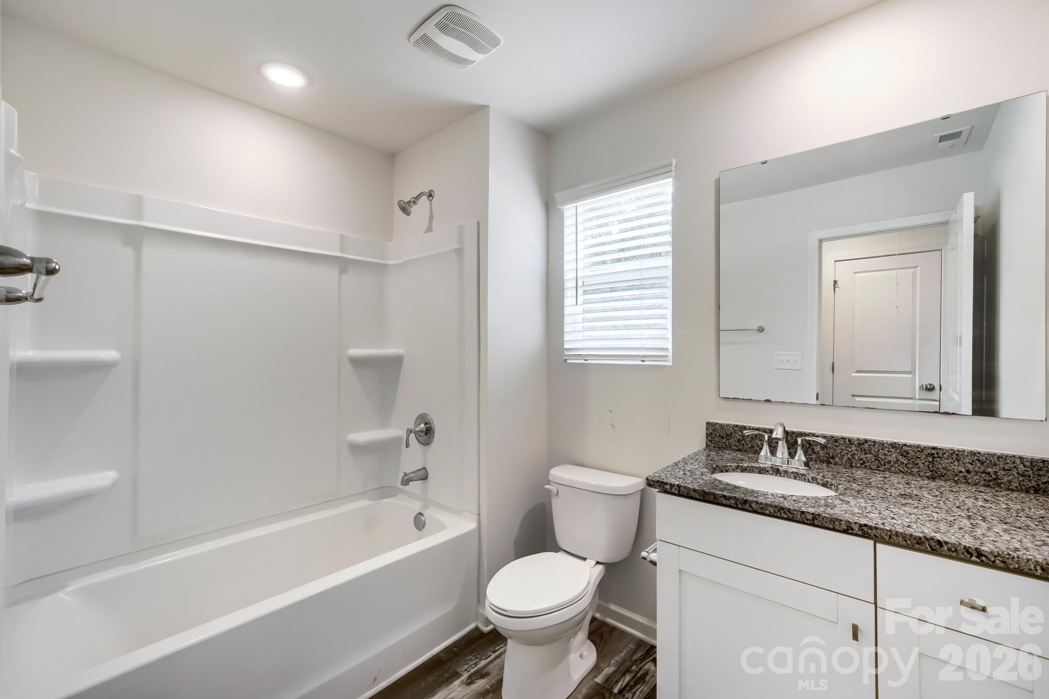 Bath 2 - 244 Valleybrook Lane, Troutman