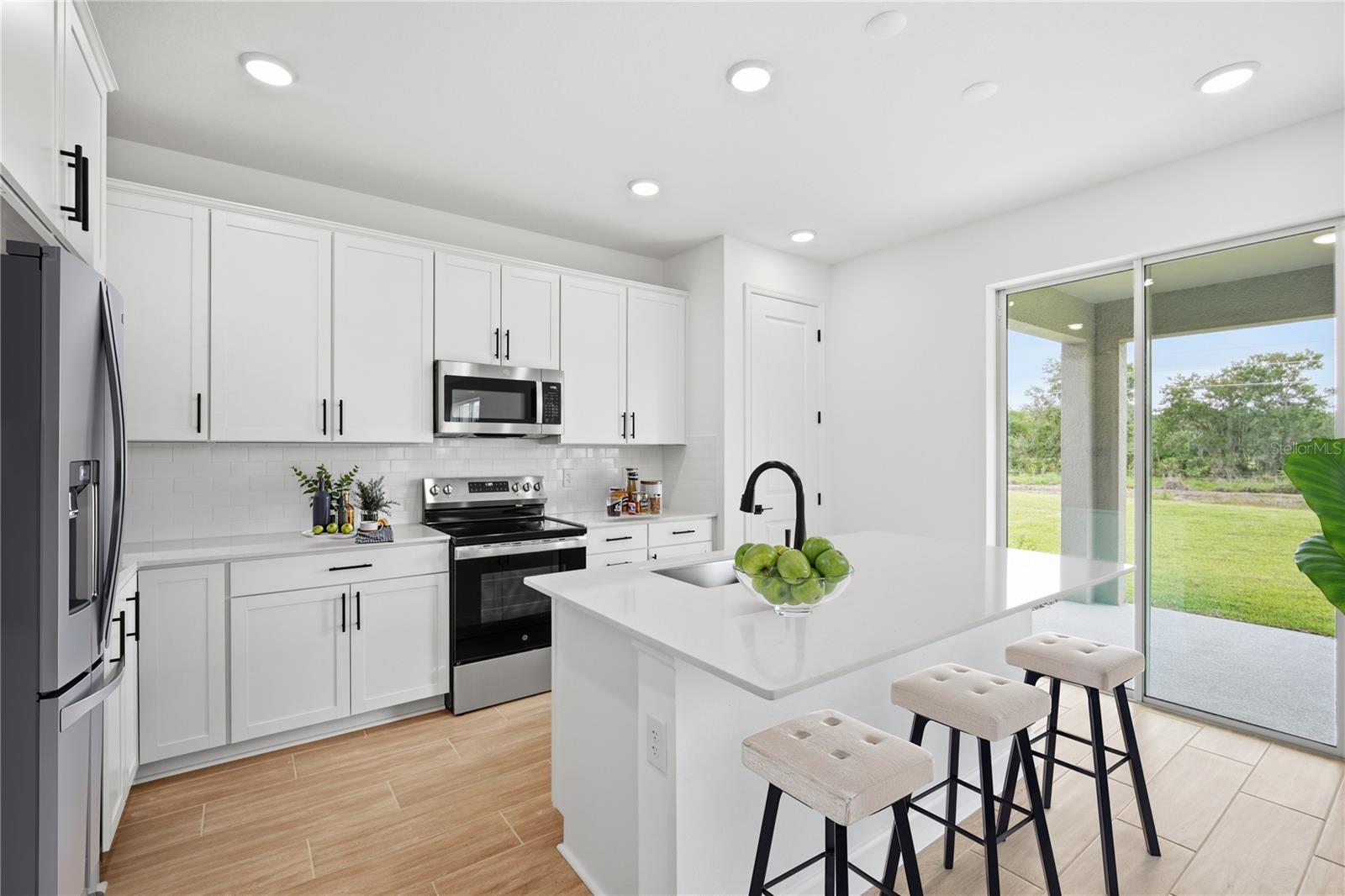 Single Family Residence at 14522 BANKS CT, PARRISH, photo 13 of 39