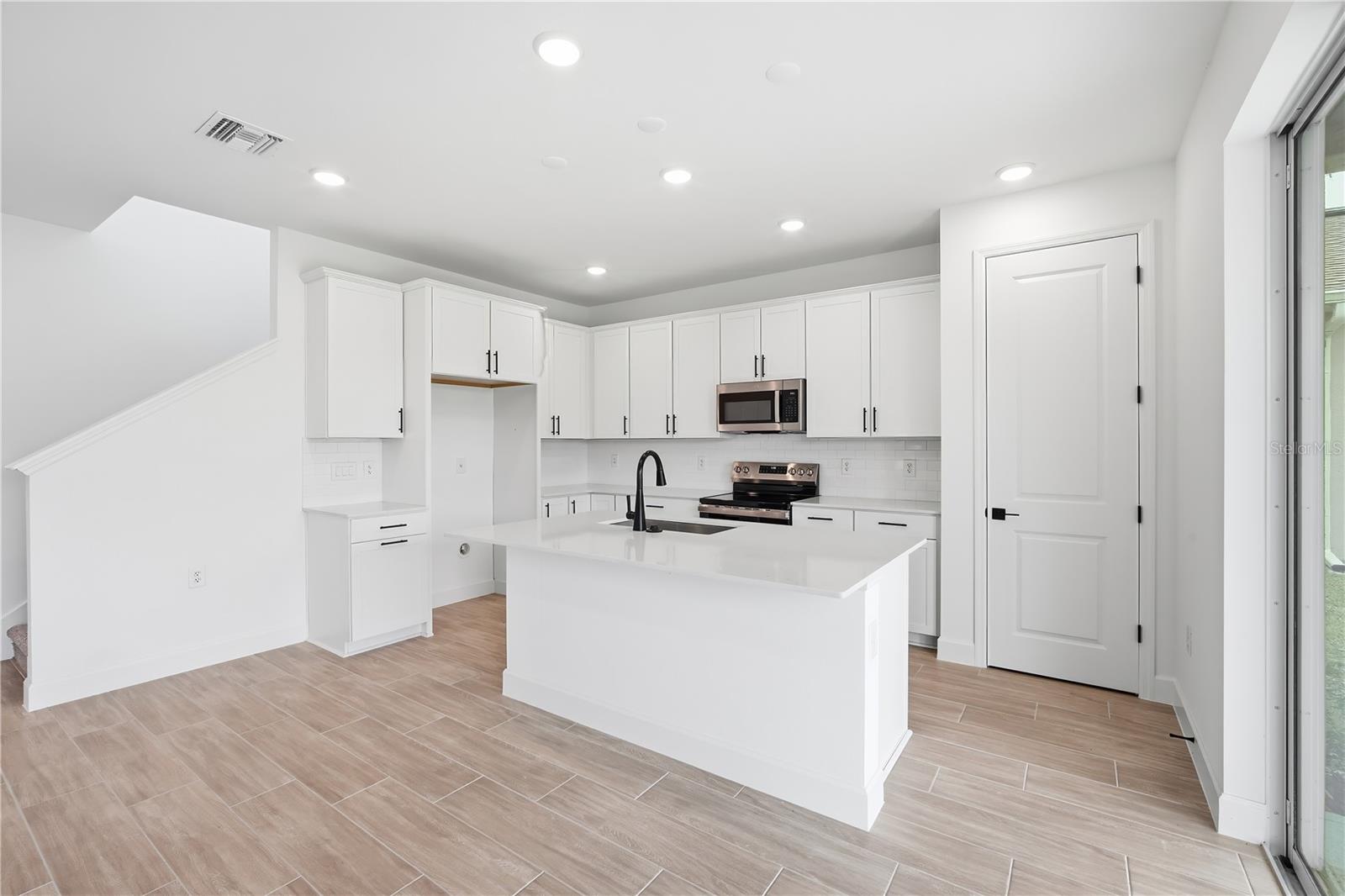 Single Family Residence at 14522 BANKS CT, PARRISH, photo 16 of 39