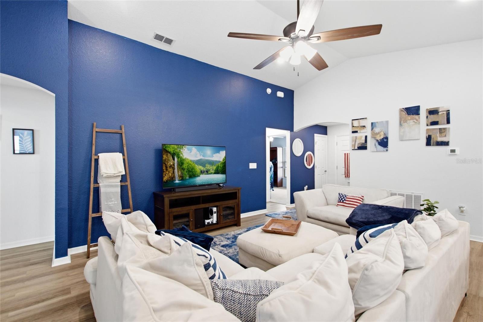 Living Room - 2295 SUNSET WAY, DAVENPORT