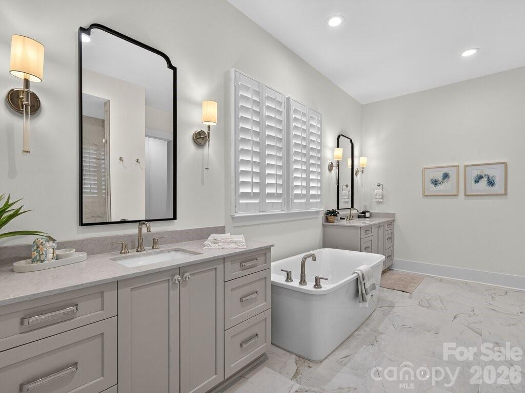 Primary Bath - 3098 Sherman Drive, Lancaster