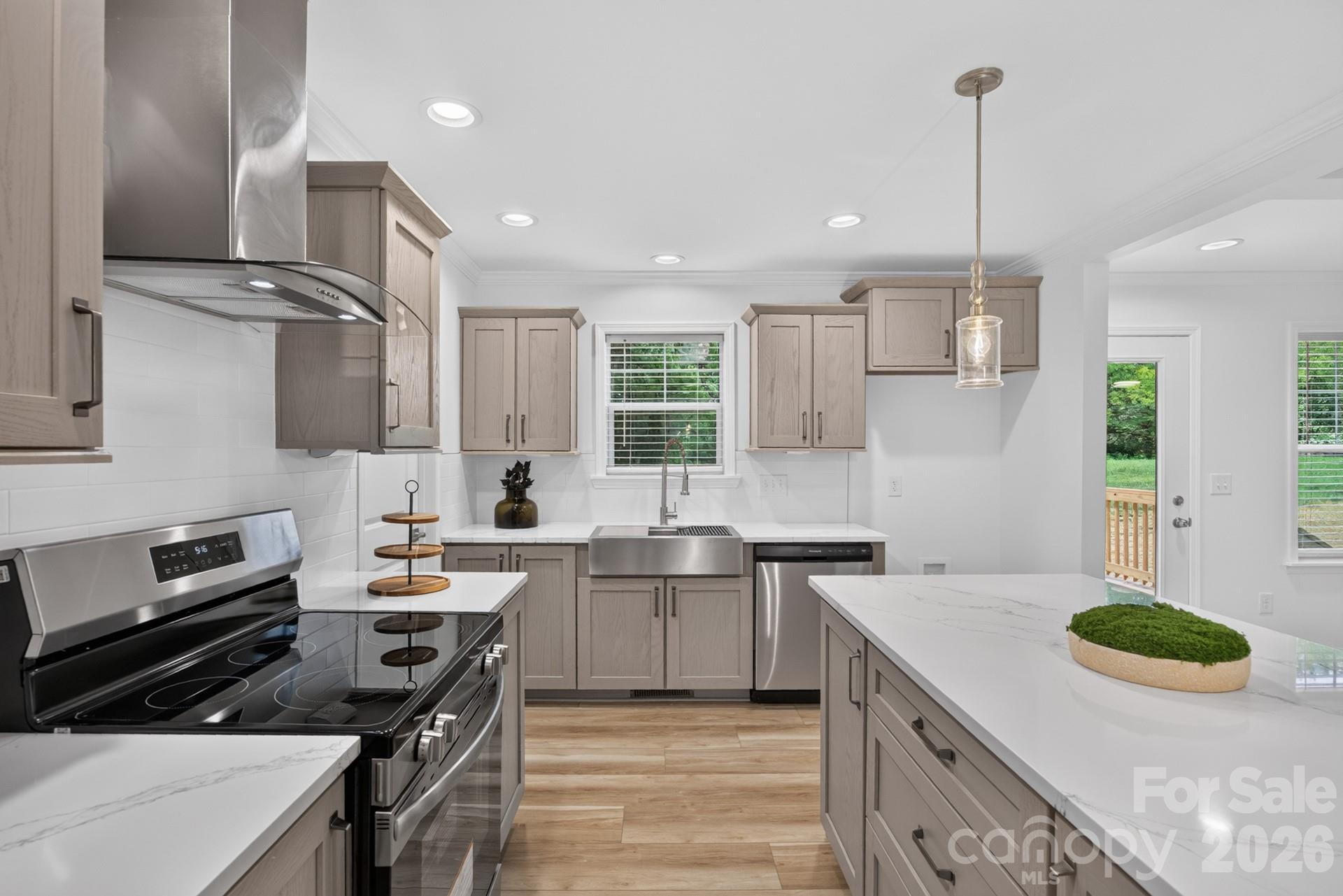 Single Family Residence at 2274 Darwick Road, Winston Salem, photo 14 of 41