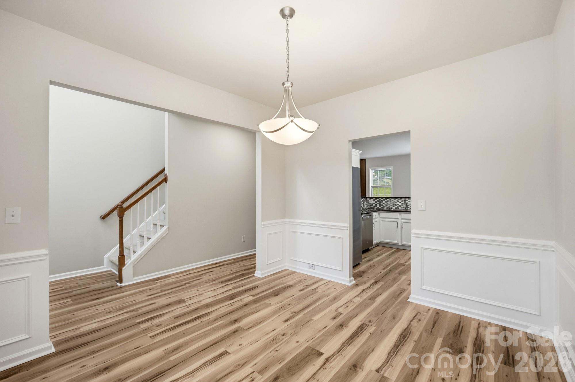 Single Family Residence at 125 Morrocroft Lane, Mooresville, photo 8 of 41