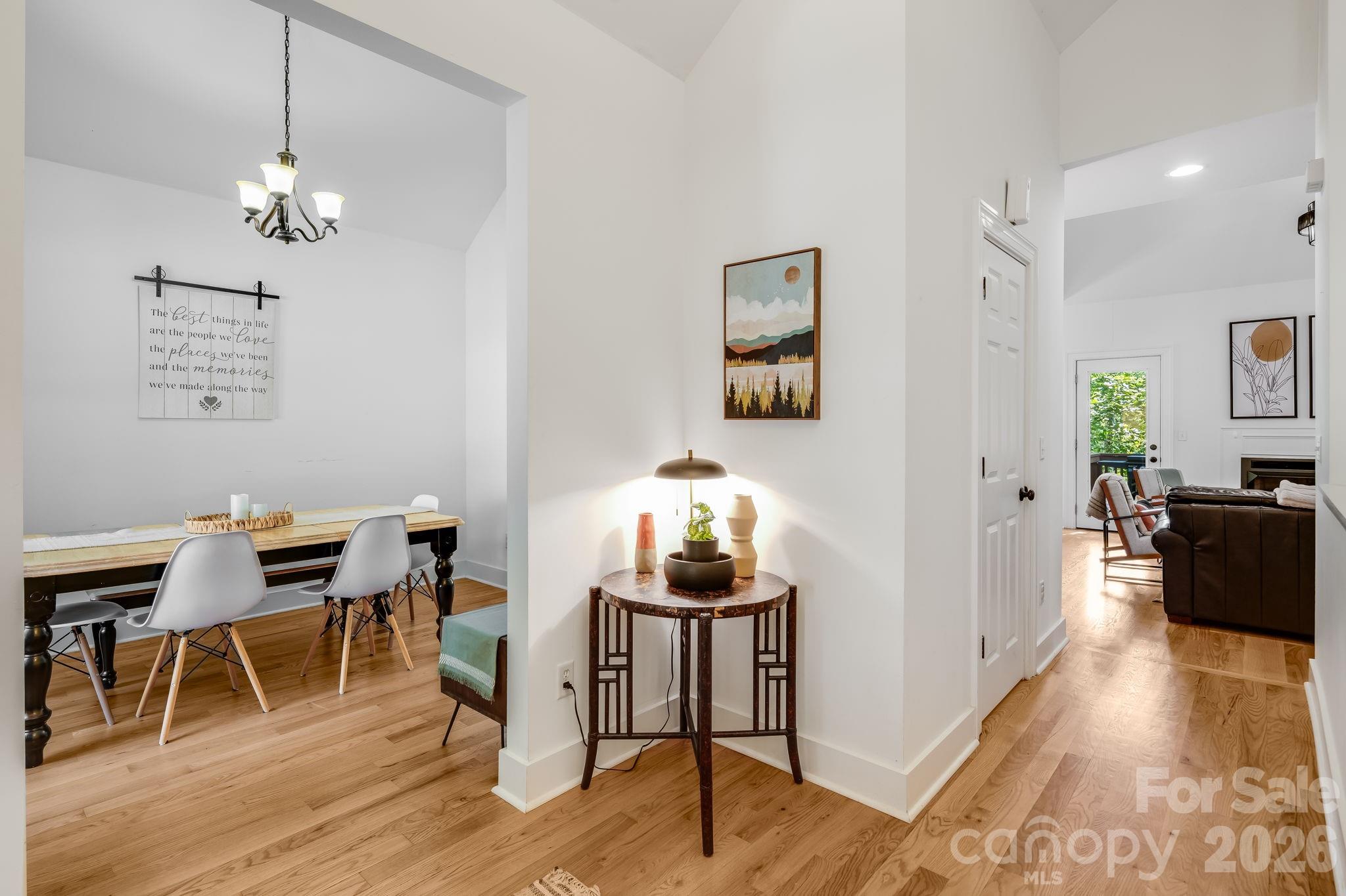 Single Family Residence at 28 Greenbriar Road, Black Mountain, photo 6 of 46