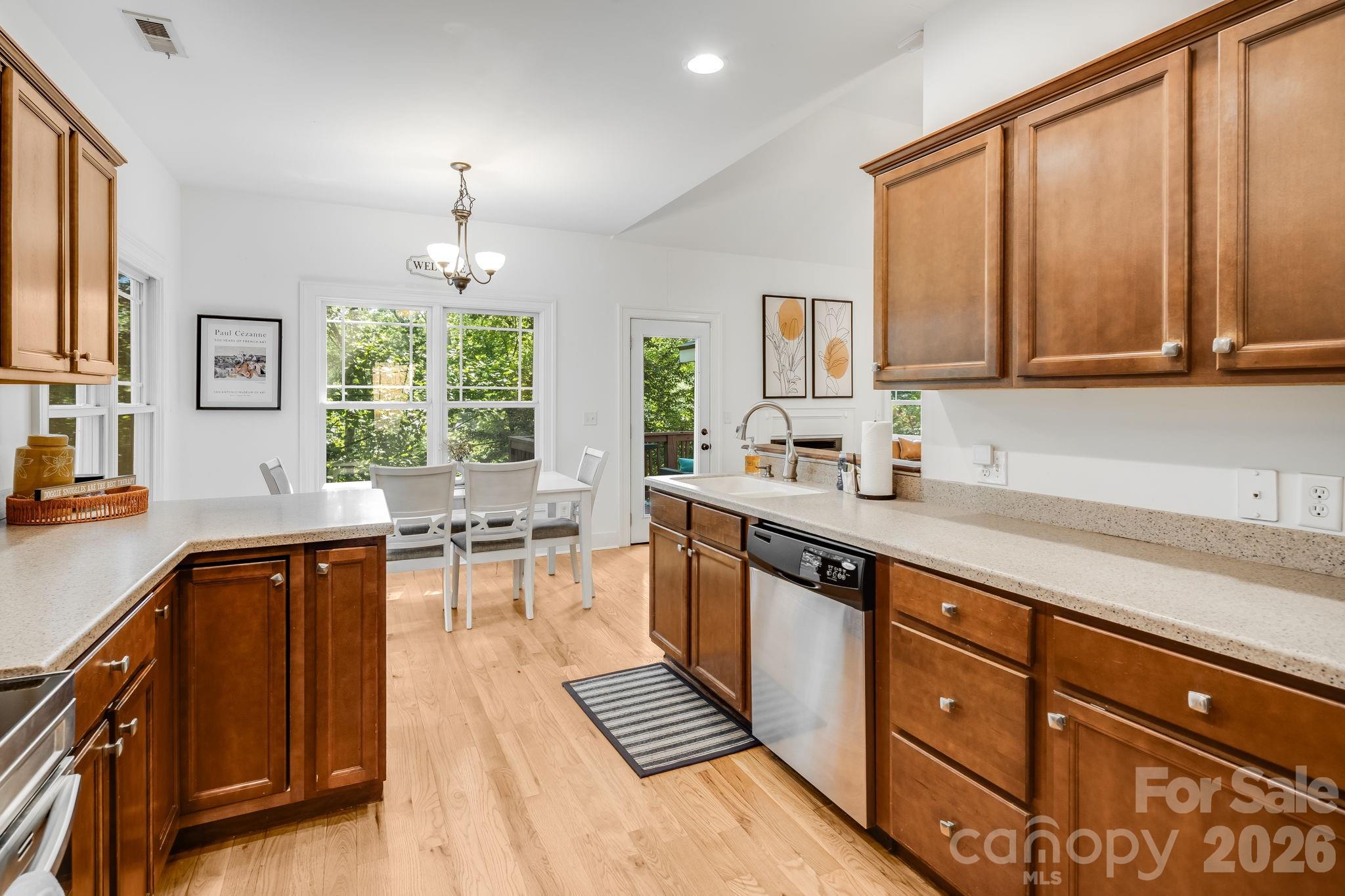 Single Family Residence at 28 Greenbriar Road, Black Mountain, photo 13 of 46