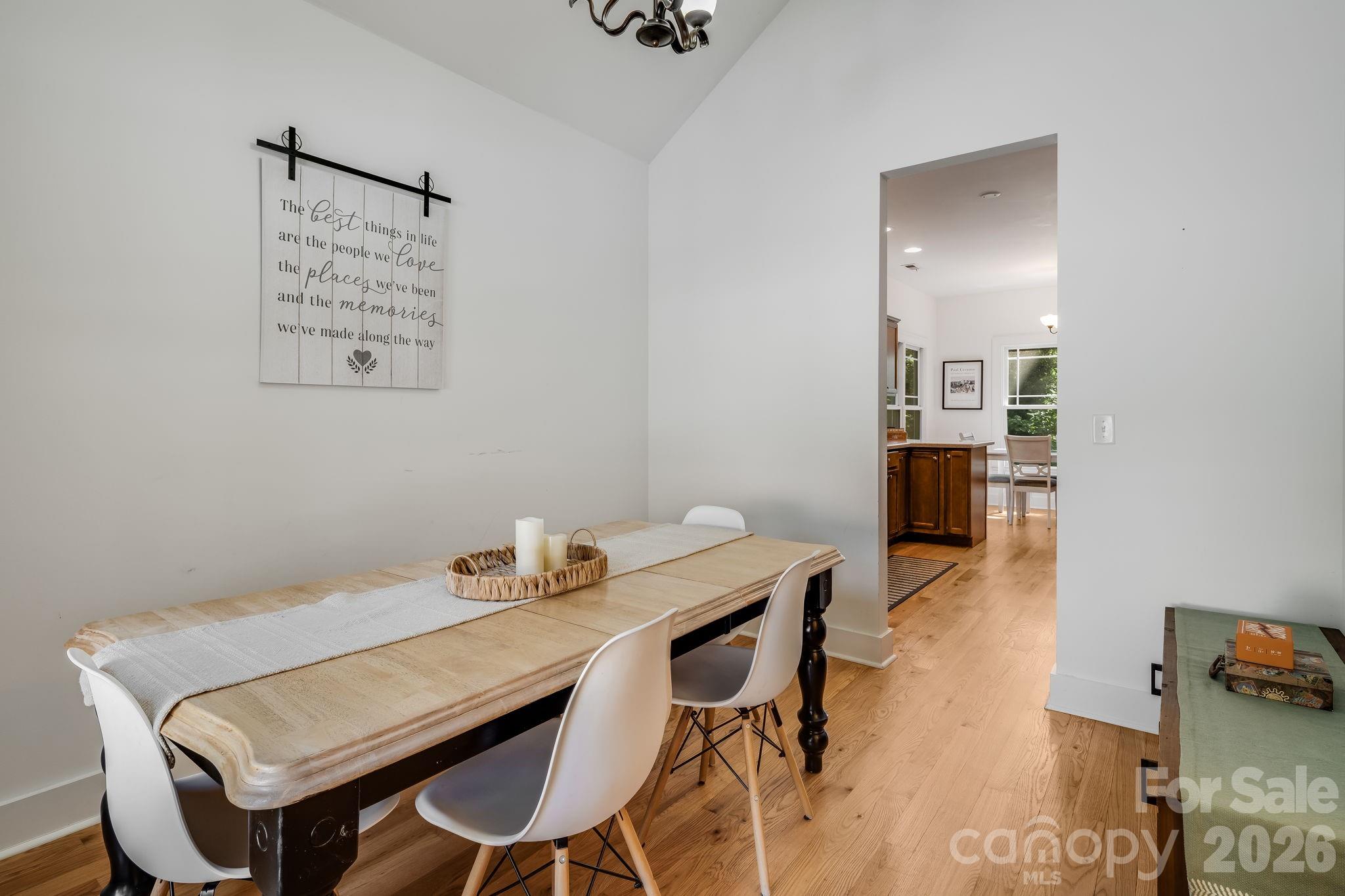 Single Family Residence at 28 Greenbriar Road, Black Mountain, photo 15 of 46