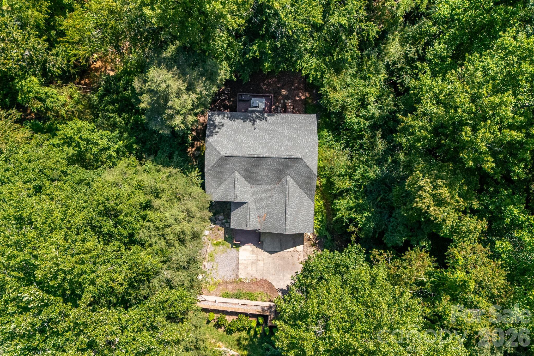 Single Family Residence at 28 Greenbriar Road, Black Mountain, photo 37 of 46