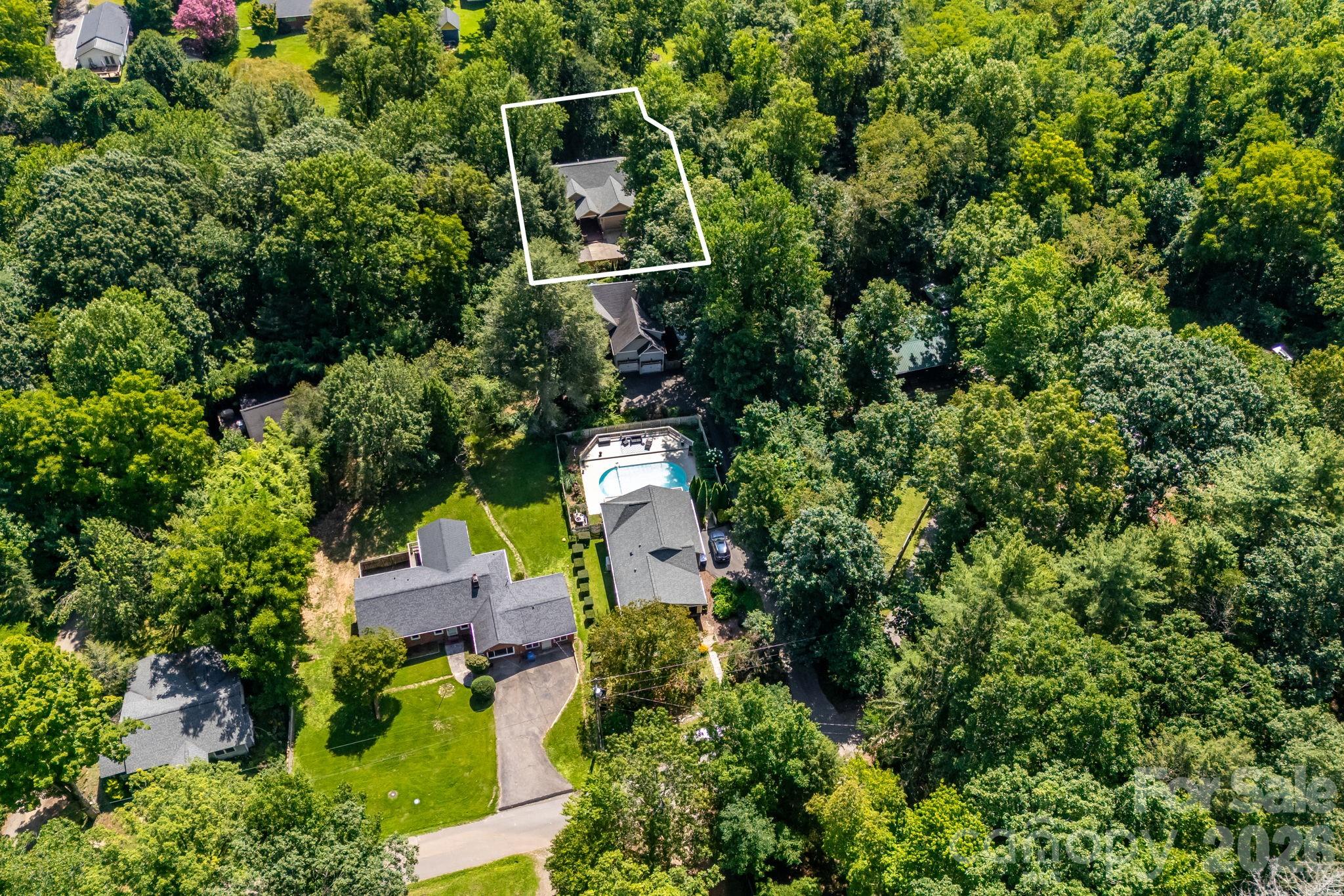 Single Family Residence at 28 Greenbriar Road, Black Mountain, photo 38 of 46