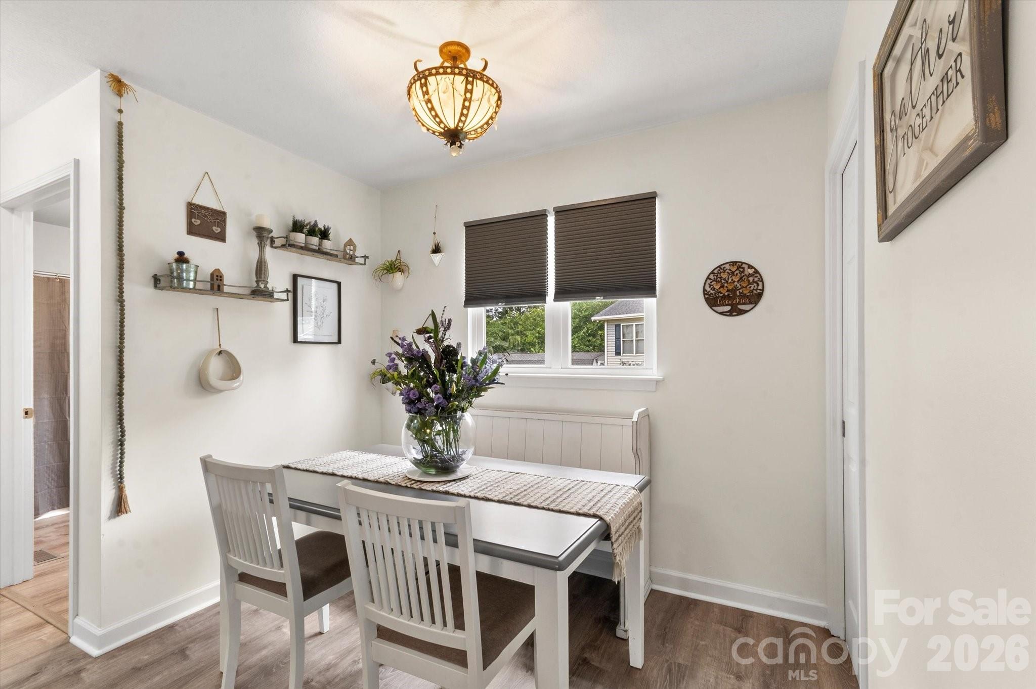 Single Family Residence at 100 Victoria Springs Drive, Flat Rock, photo 17 of 36