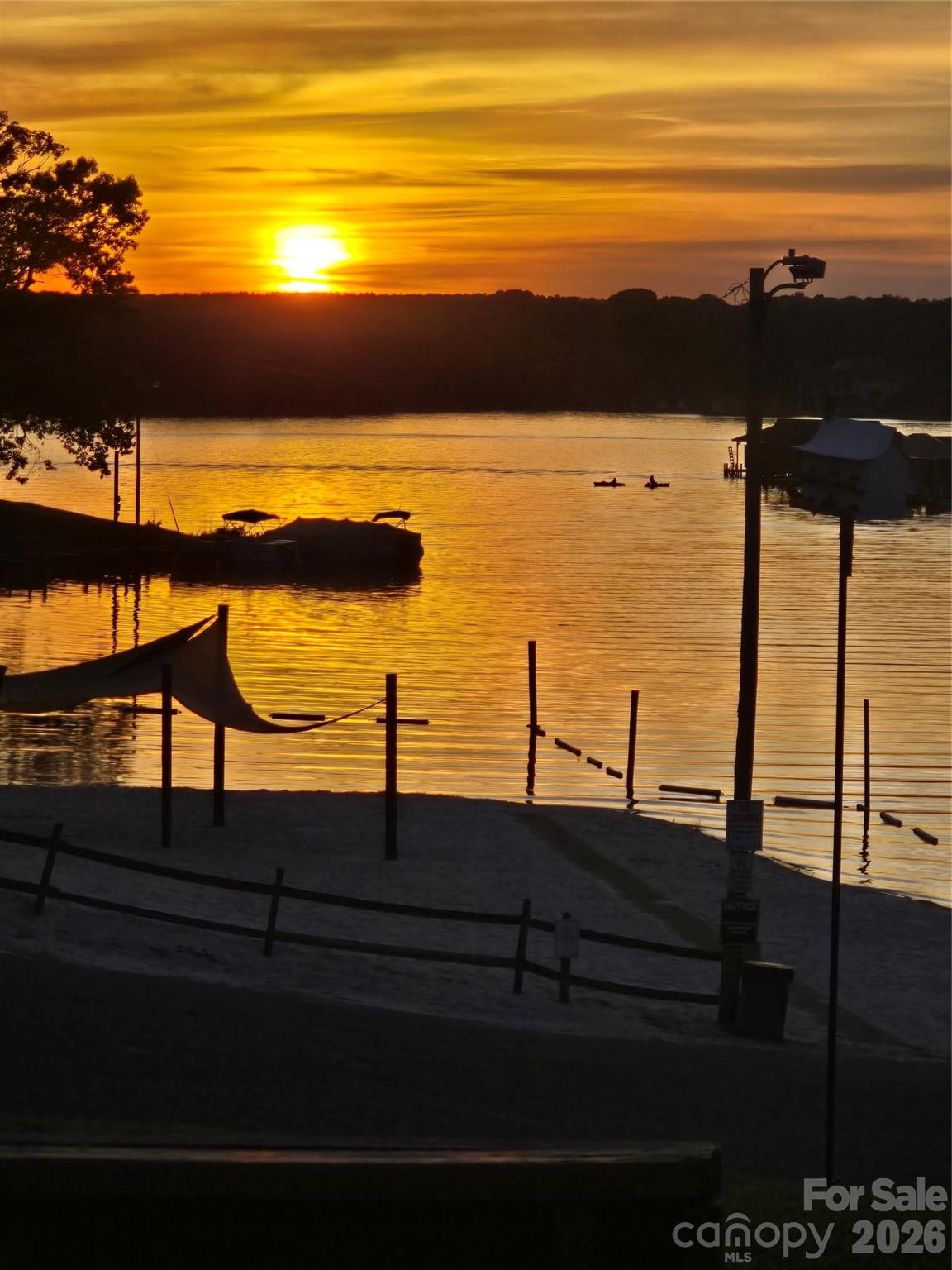Sunset at our swimming area. Our favorite spot in the pm - 110 Twin Bluff Trail, Mount Gilead