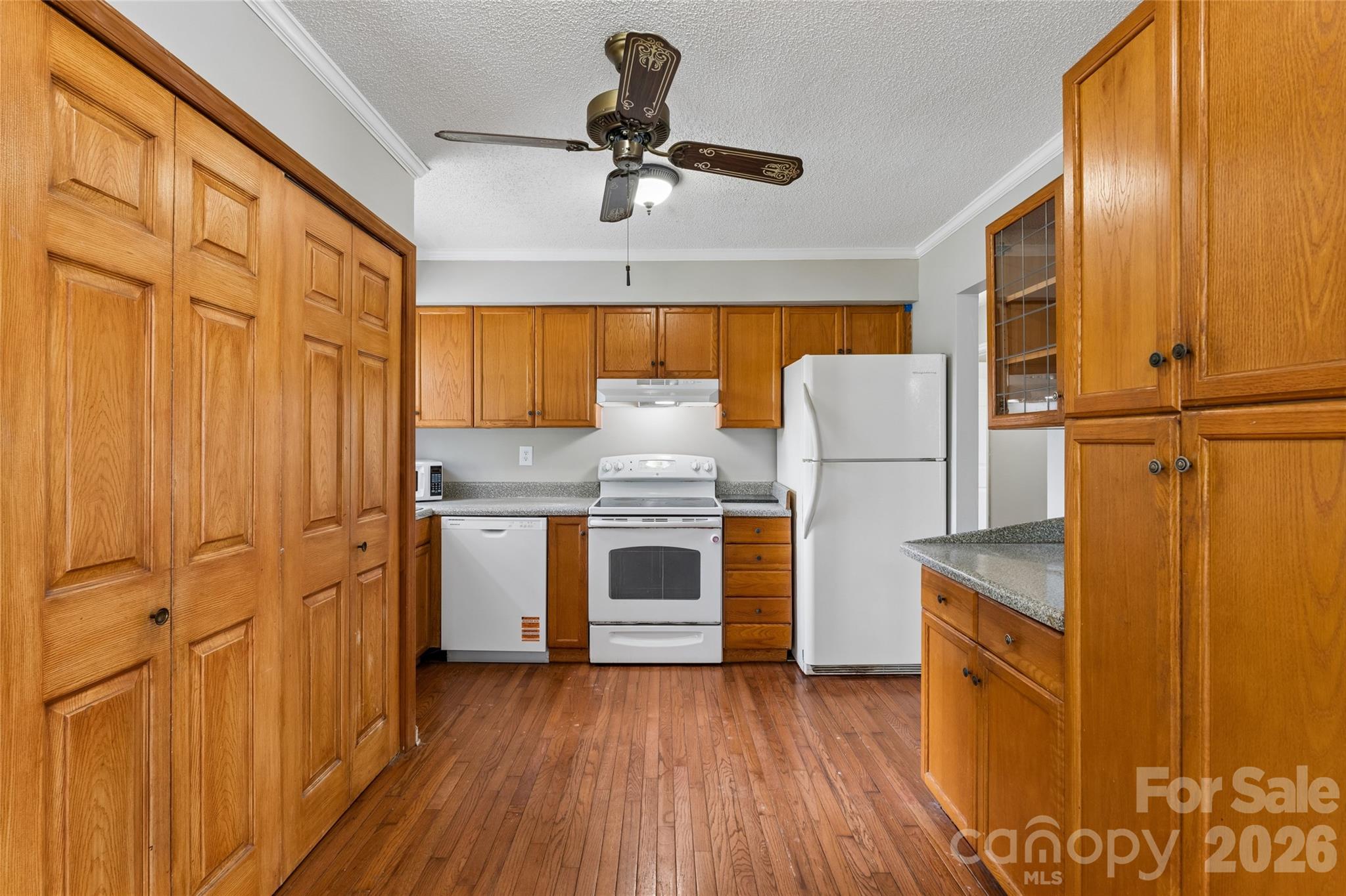 Single Family Residence at 550 Englewood Street NE, Concord, photo 9 of 31