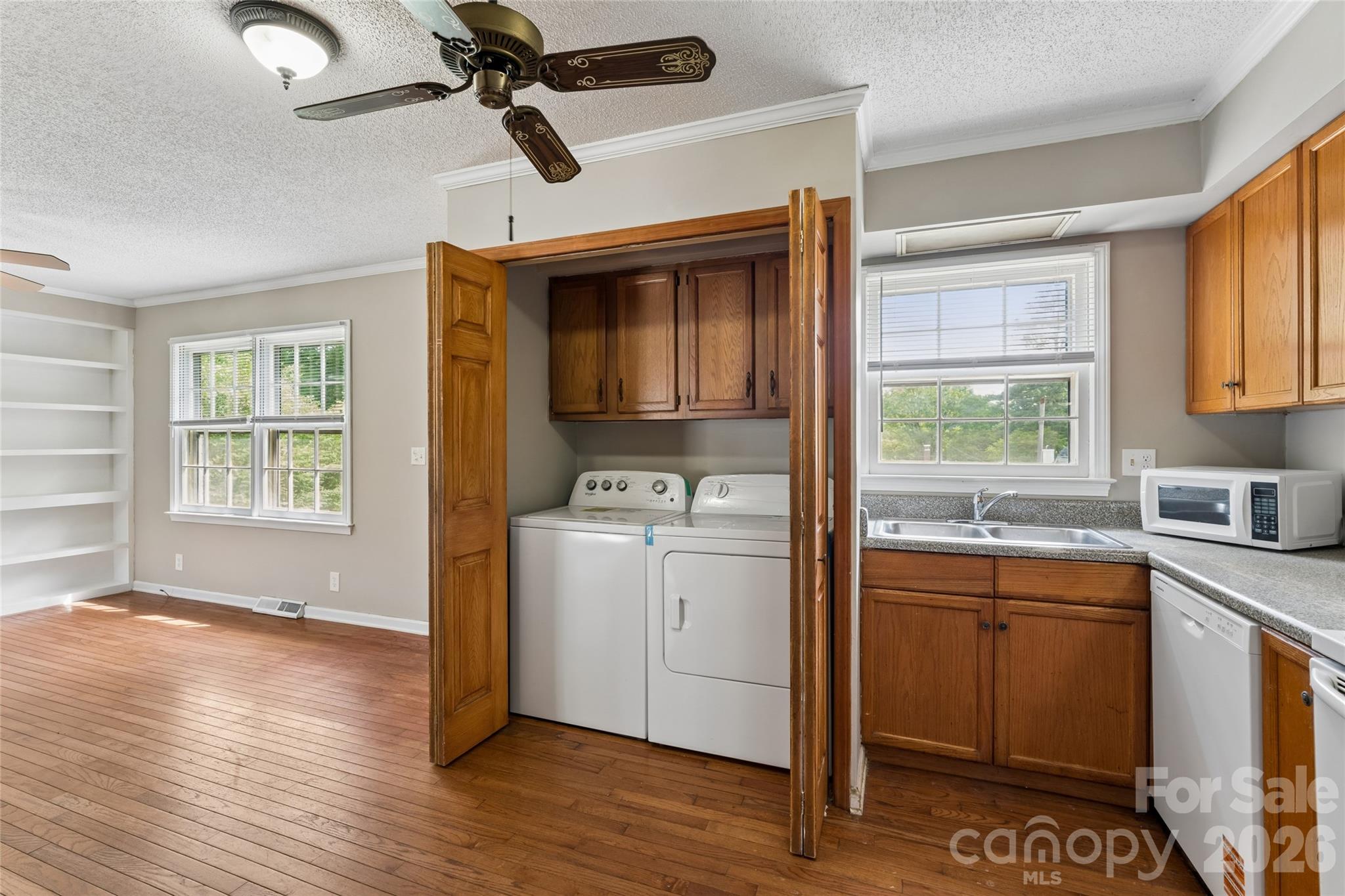Single Family Residence at 550 Englewood Street NE, Concord, photo 12 of 31