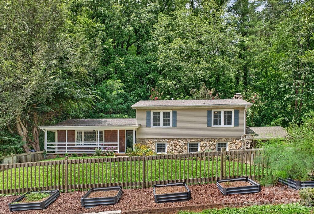Single Family Residence at 23 Clearbrook Road, Asheville, photo 26 of 33