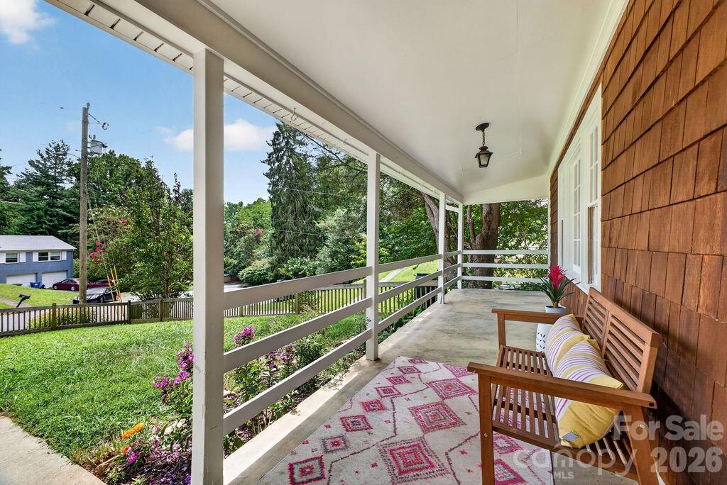 Single Family Residence at 23 Clearbrook Road, Asheville, photo 28 of 33