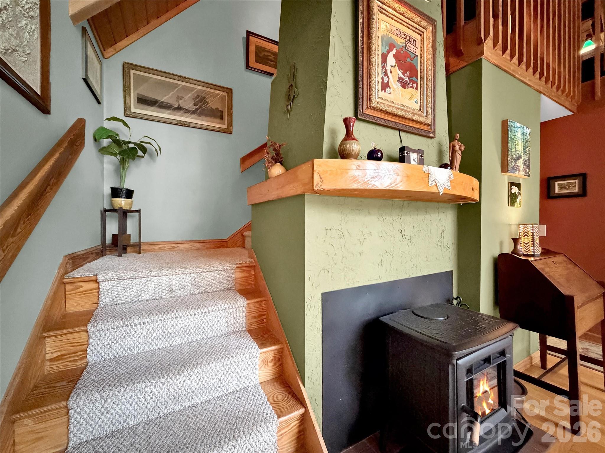 Single Family Residence at 170 Wonderwood Lane, Clyde, photo 20 of 48