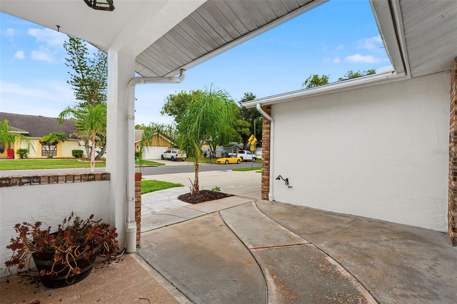 Single Family Residence at 4607 SAWGRASS BLVD, NEW PORT RICHEY, photo 9 of 68