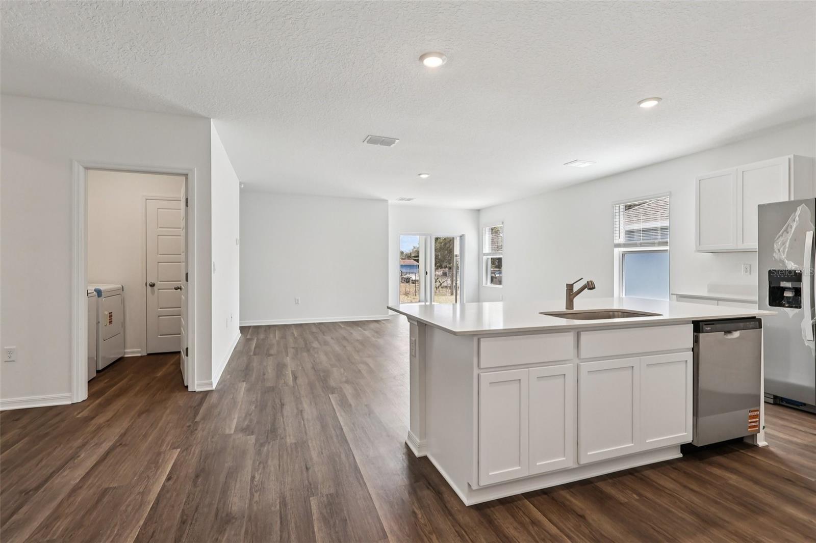 Single Family Residence at 3990 LIMEKLIN FALLS LOOP, DAVENPORT, photo 7 of 32
