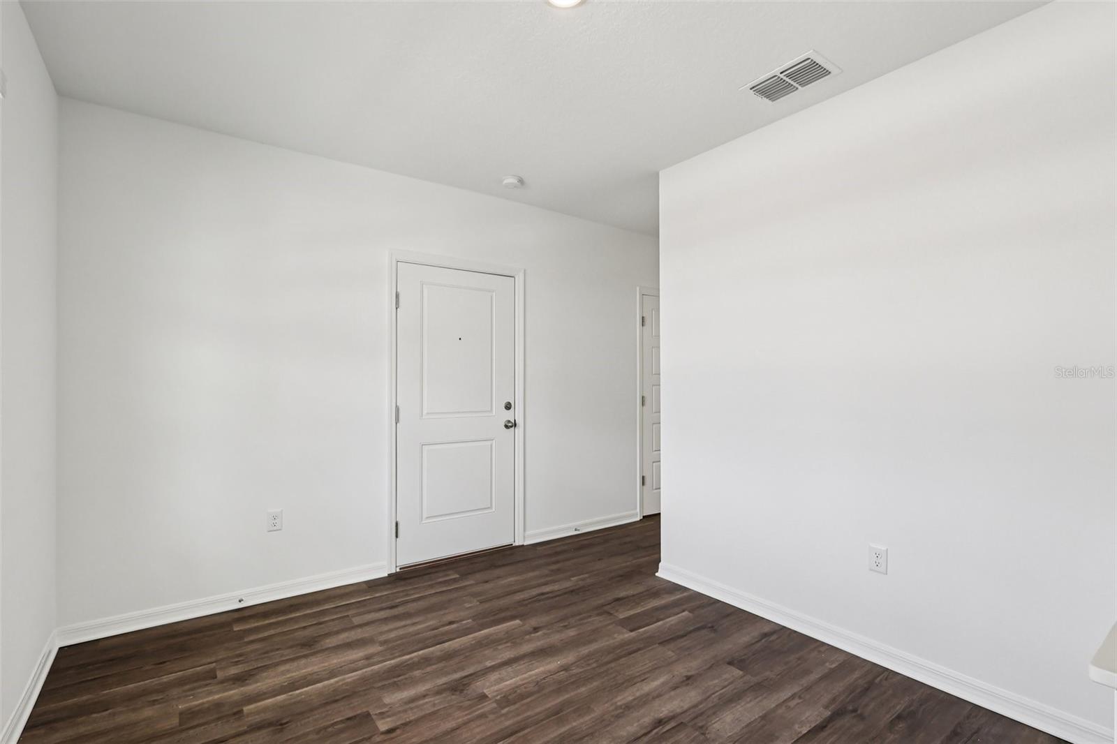 Single Family Residence at 3990 LIMEKLIN FALLS LOOP, DAVENPORT, photo 15 of 32