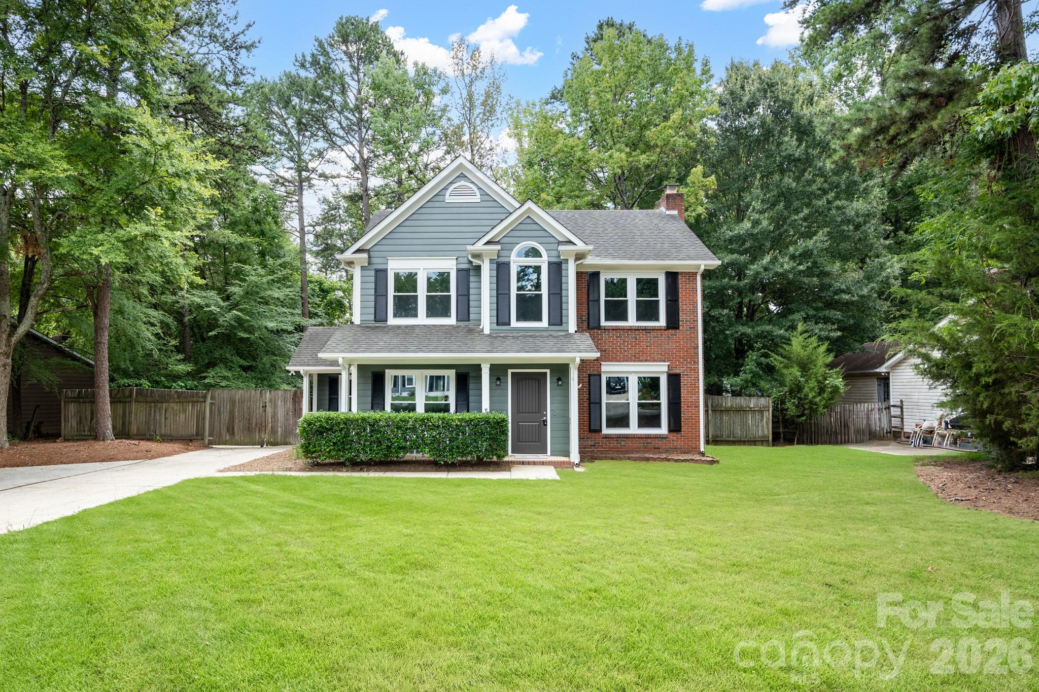 Single Family Residence at 12530 Newstead Road, Huntersville, photo 2 of 33