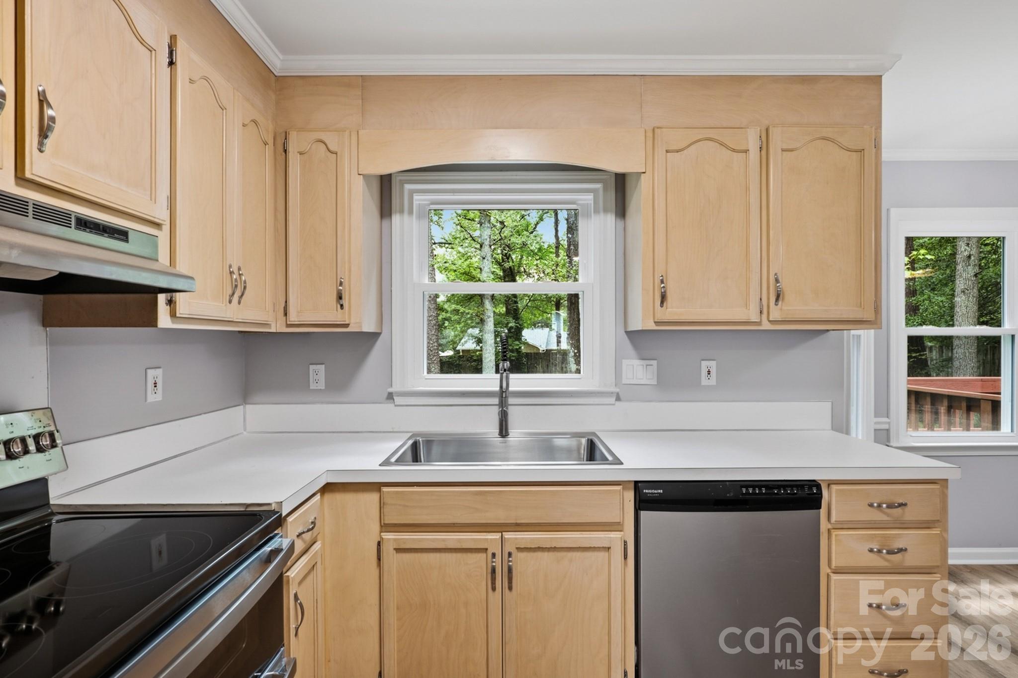 Single Family Residence at 12530 Newstead Road, Huntersville, photo 7 of 33