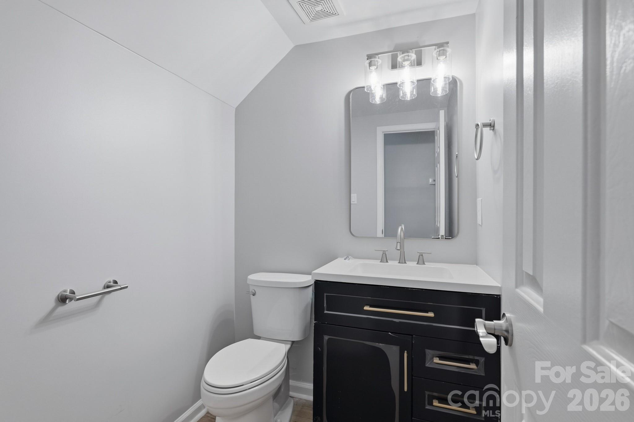 Single Family Residence at 12530 Newstead Road, Huntersville, photo 14 of 33