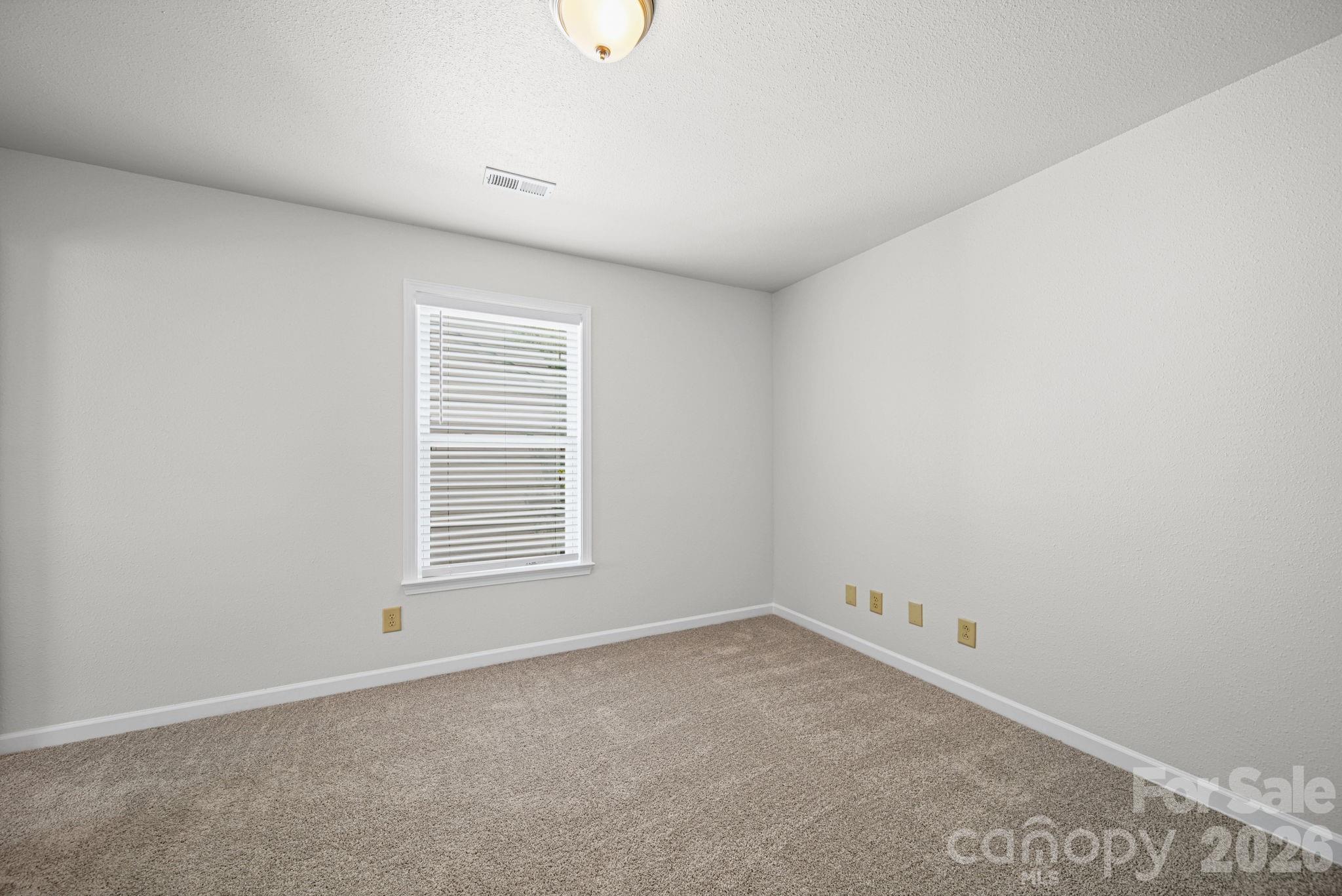 Single Family Residence at 1602 Matthew Allen Circle, Kannapolis, photo 17 of 32