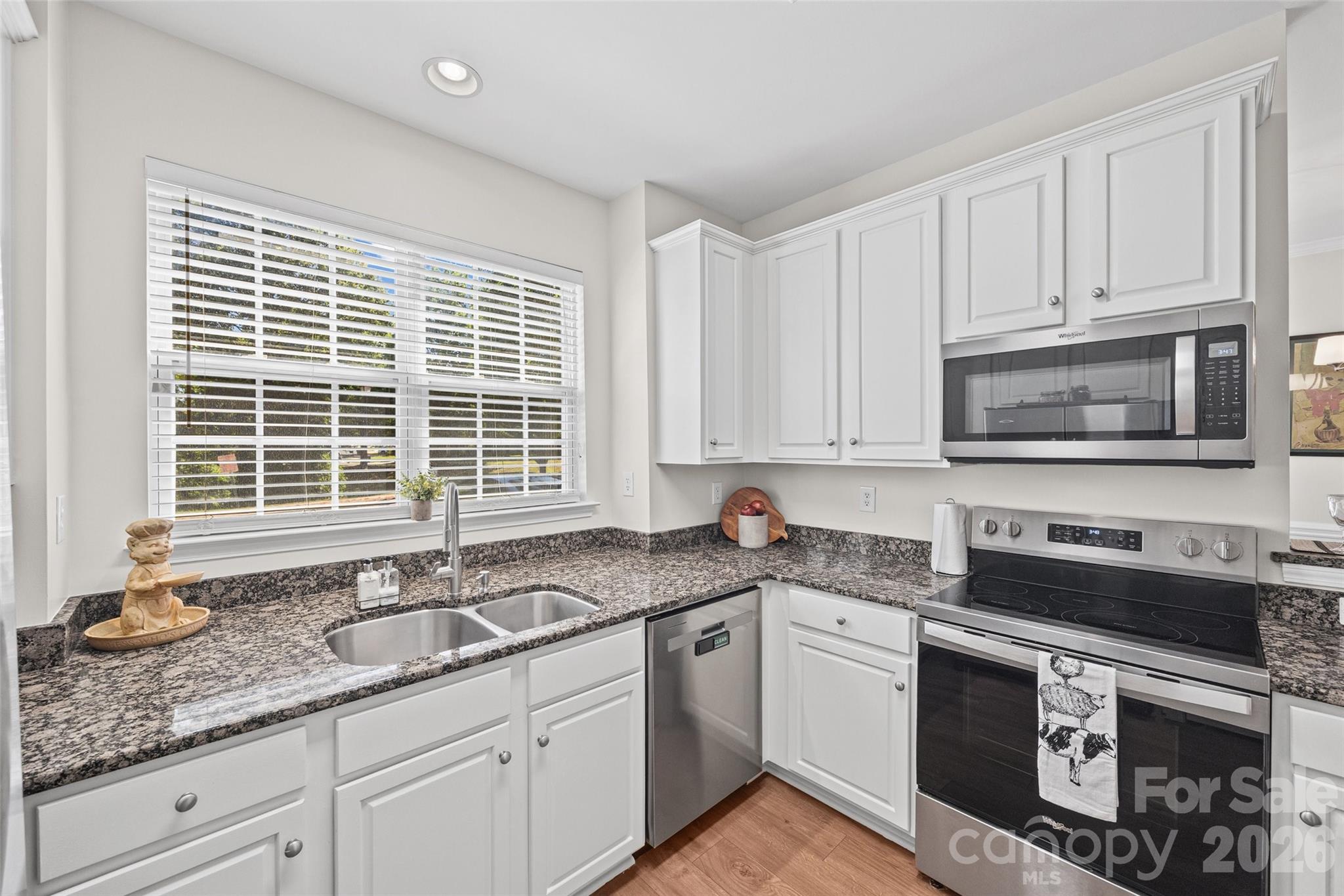 Townhouse at 821 Lacebark Drive, Rock Hill, photo 12 of 29