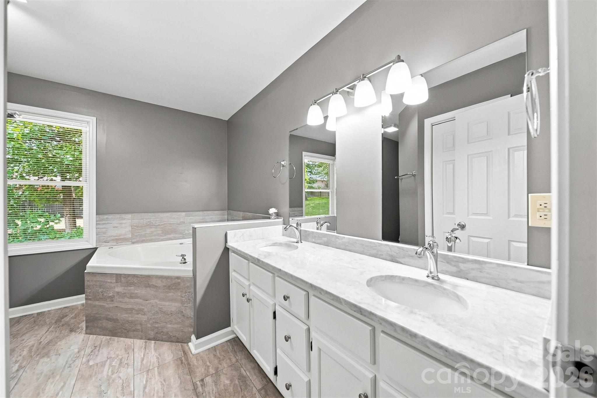 Single Family Residence at 2941 8th Street Court NE, Hickory, photo 25 of 40