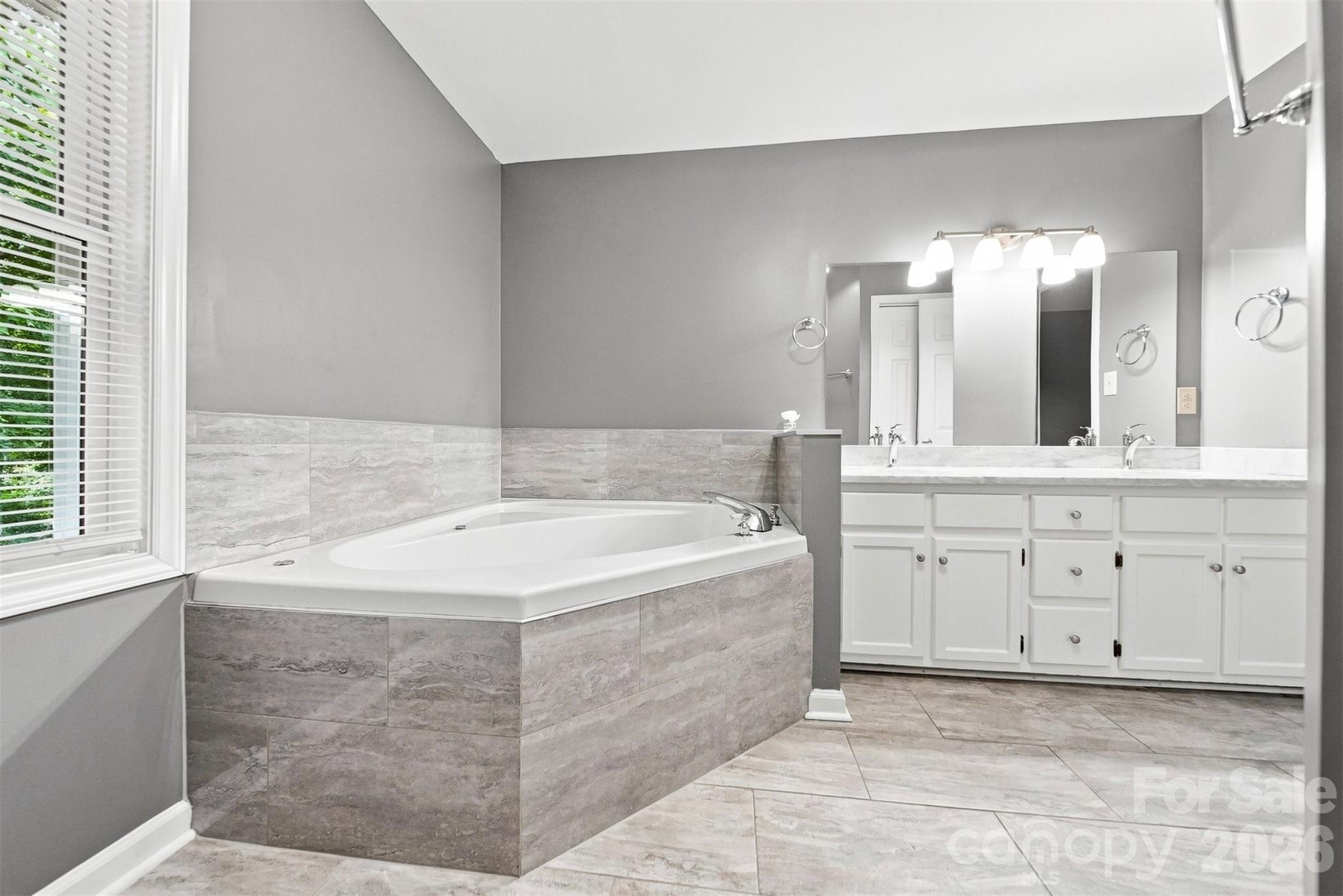 Single Family Residence at 2941 8th Street Court NE, Hickory, photo 27 of 40