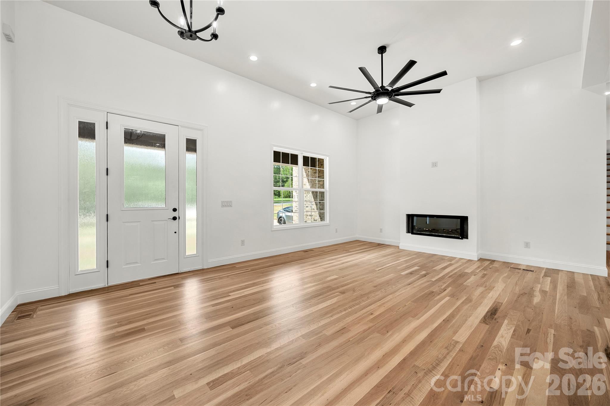 Single Family Residence at 5574 Bucks Garage Road, Catawba, photo 2 of 30